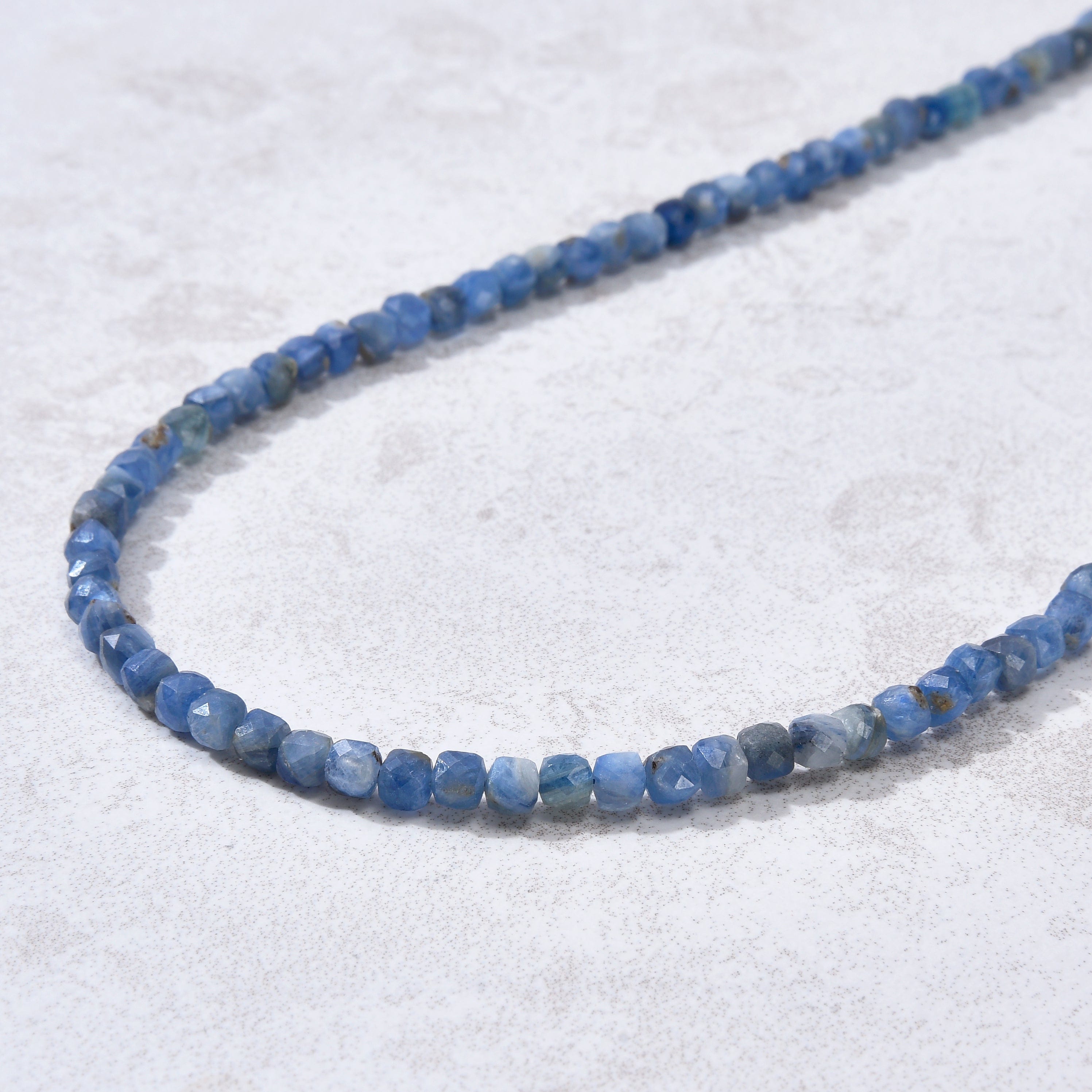 KALIFANO Gemstone Jewelry 4mm Kyanite Faceted Cube 21" Necklace / Multi wrap Bracelet N55-KE