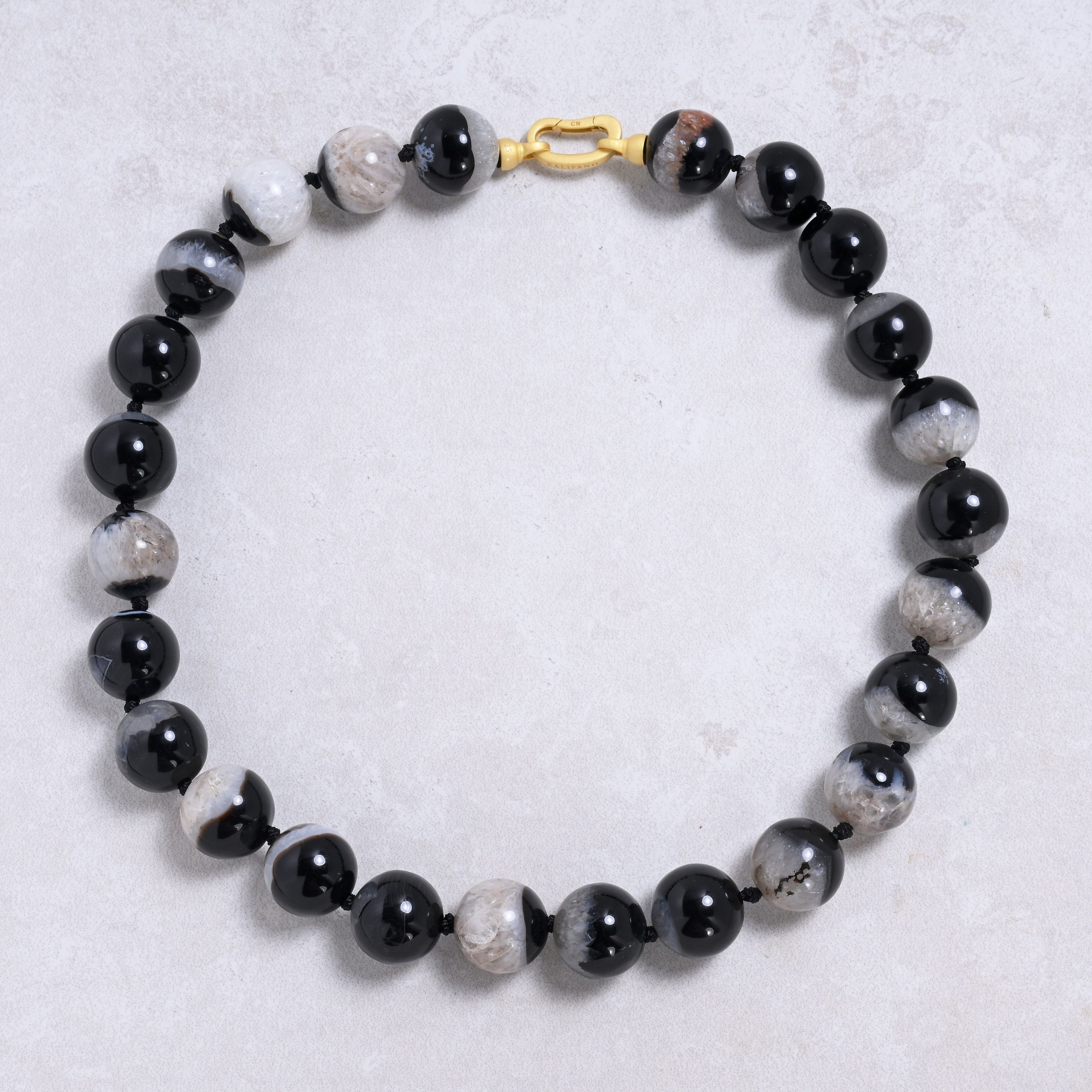 Kalifano Gemstone Jewelry Agate 18mm Round Gemstone Necklace with Sterling Silver Clasp - 22" 9GN-AG