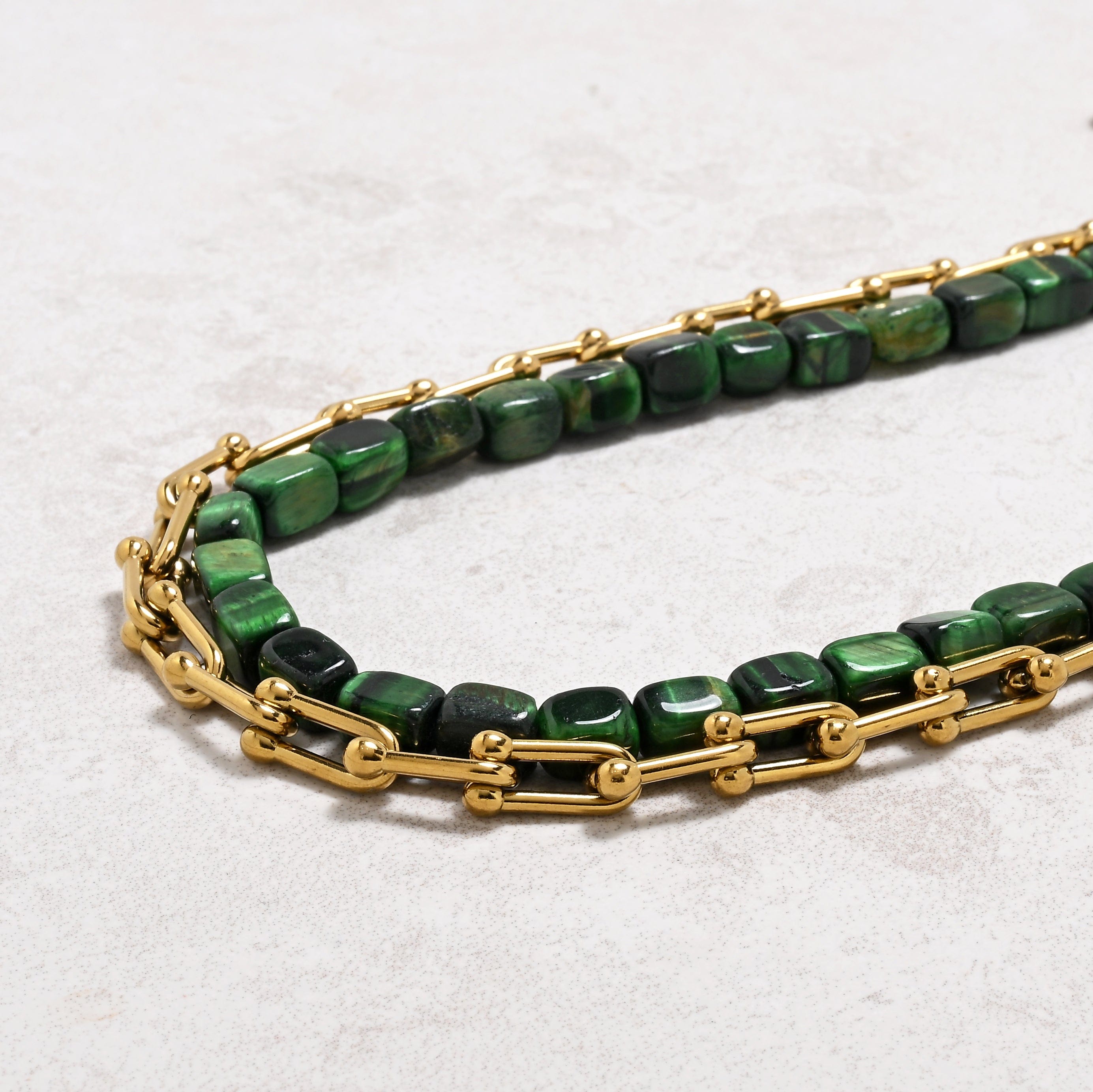 KALIFANO Gemstone Jewelry Green Tiger Eye & Hardware Style Chain Adjustable Necklace 2SN-GRTE