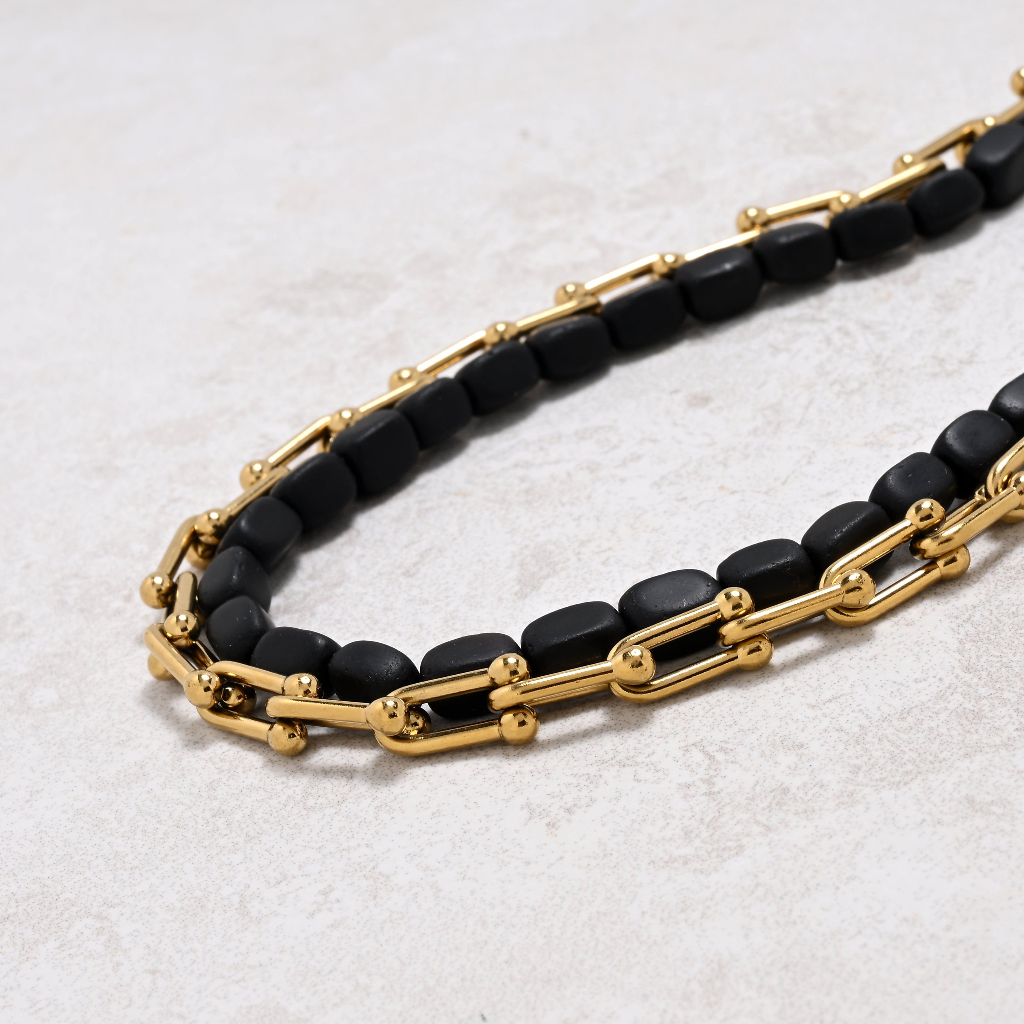 KALIFANO Gemstone Jewelry Matte Black Agate & Gold Hardware Style Chain Adjustable Necklace 2SNG-MBAE