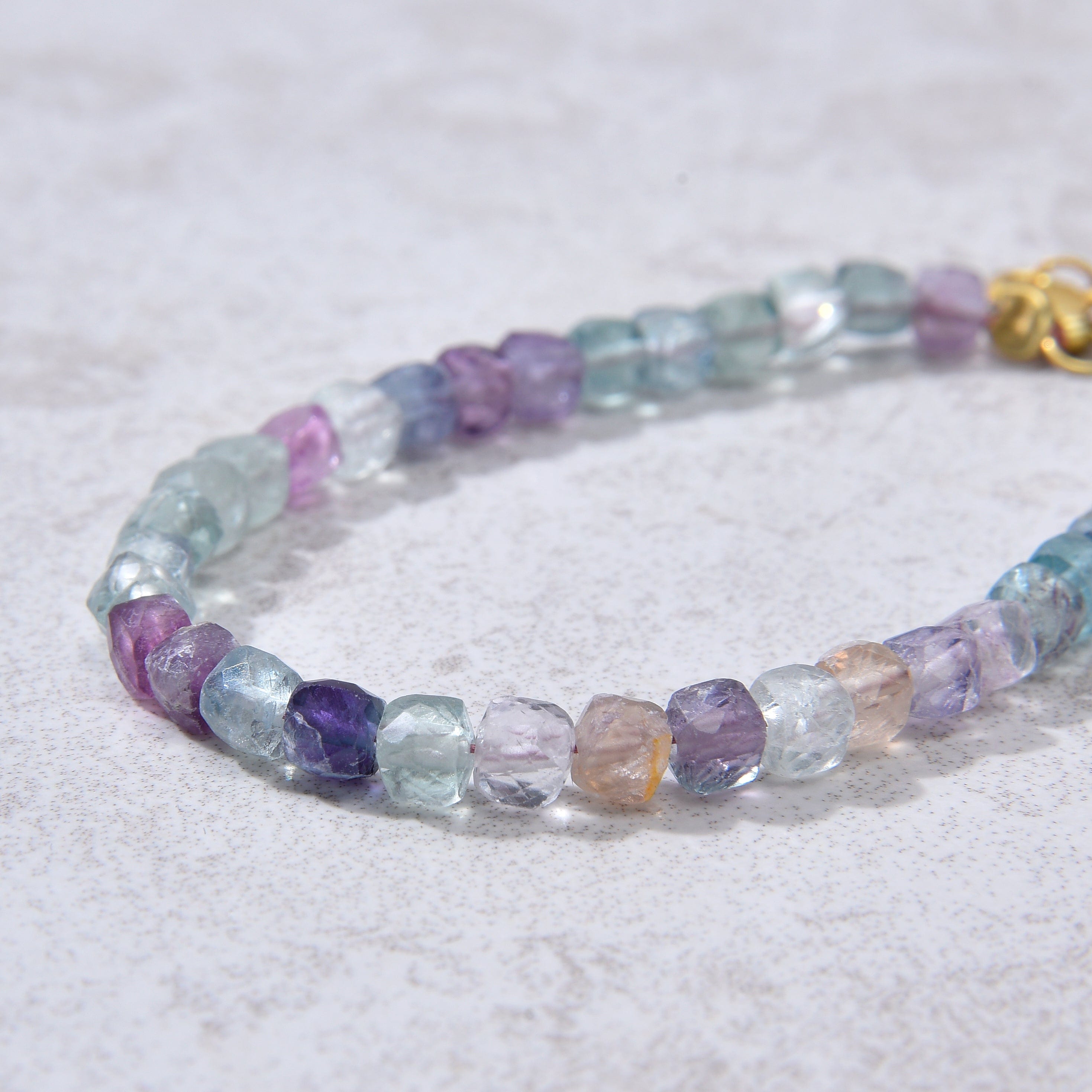 KALIFANO Gemstone Jewelry Natural Fluorite Faceted 4mm Barrel Bracelet with Sterling Silver Extender B4-16G-FL