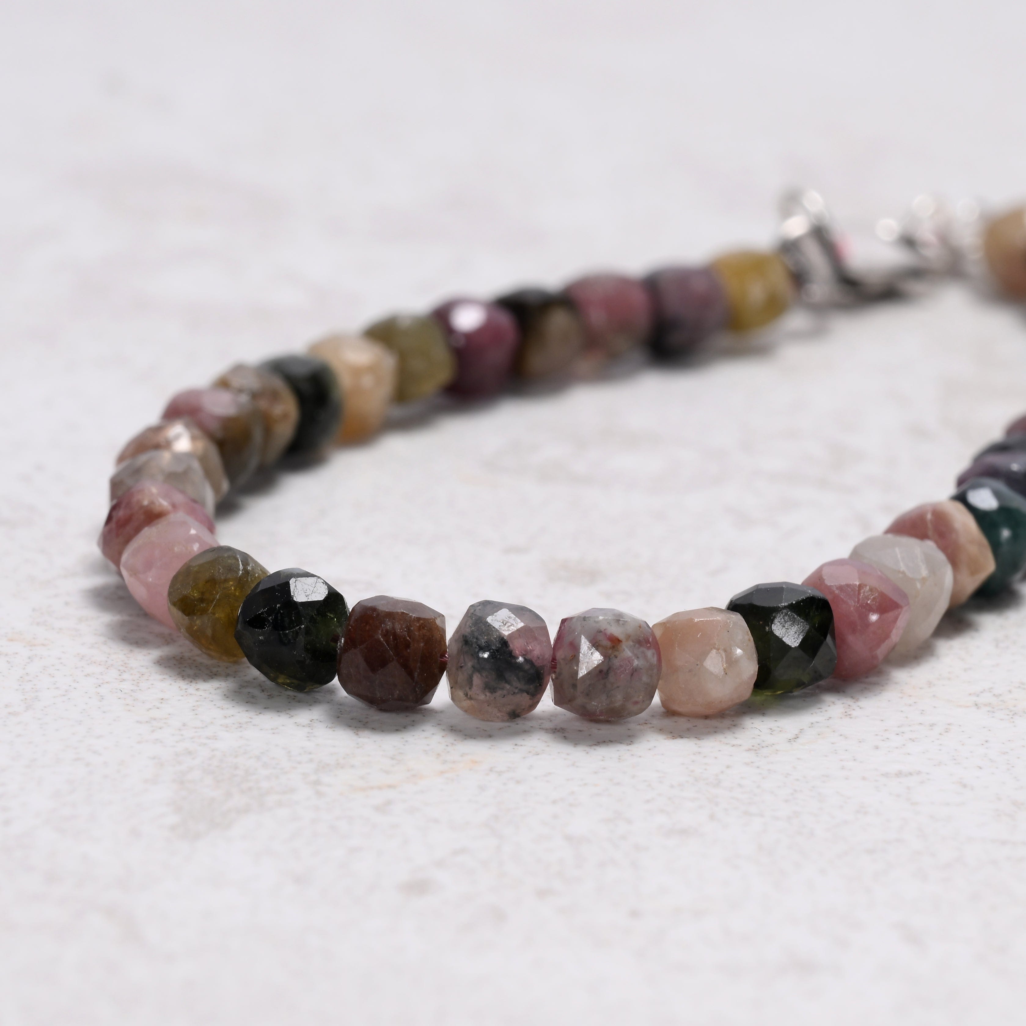 KALIFANO Gemstone Jewelry Tourmaline 4mm Natural Gemstone Bracelet with Sterling Silver Clasp B4-16S-TR