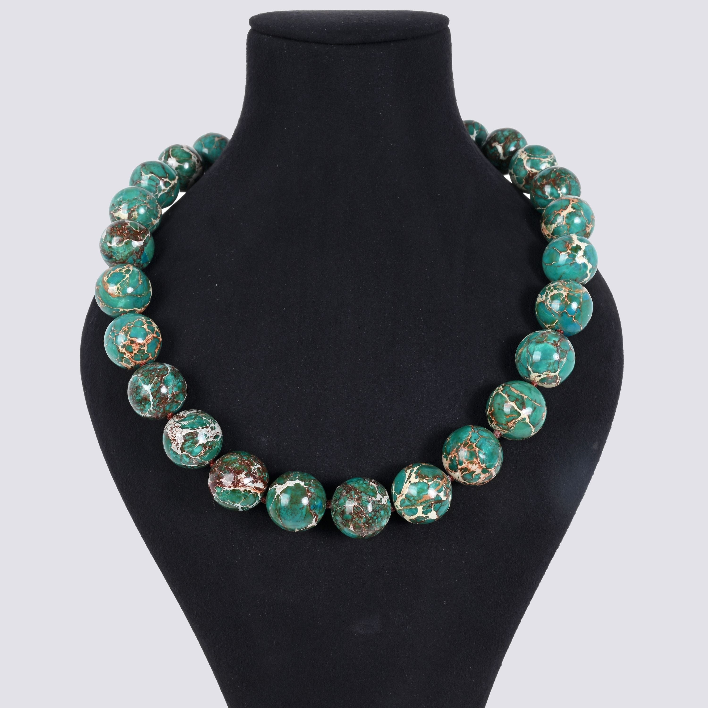 Kalifano Gemstone Jewelry Turquoise 18-20mm Round Gemstone Necklace with Sterling Silver Clasp - 22" 9SN-TQ4