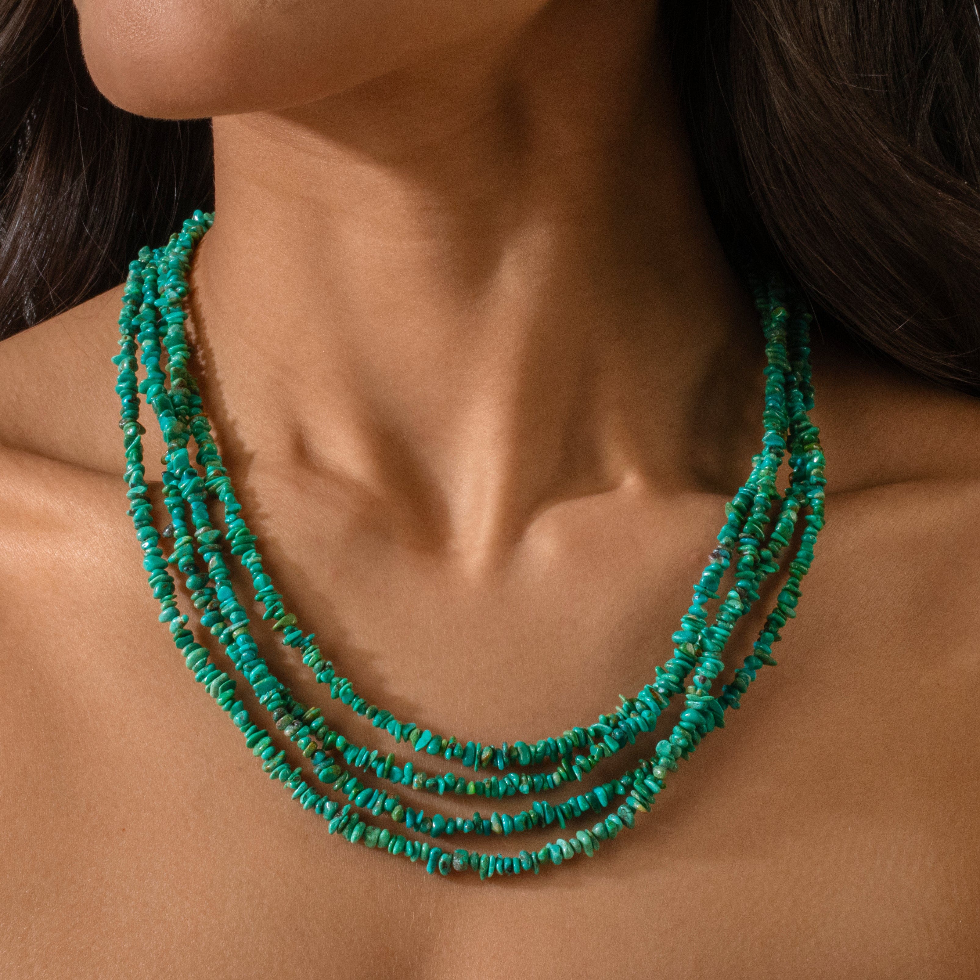 Kalifano Gemstone Jewelry Turquoise Chip Gemstone Necklace with Sterling Silver Clasp - 22" 8GN-BLTQ