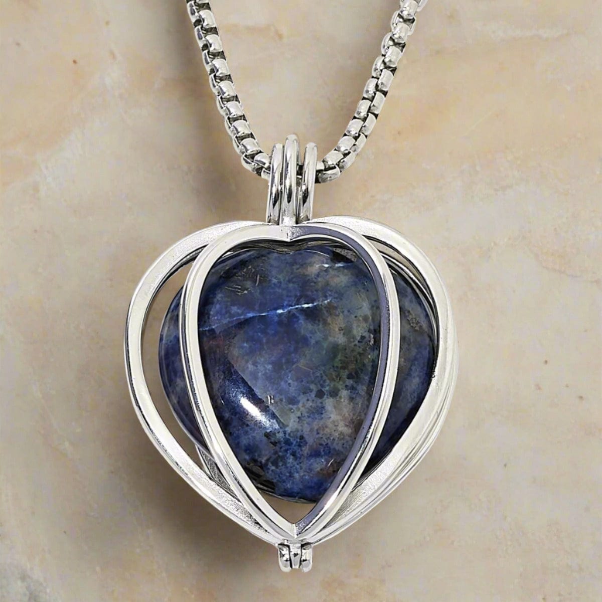 #metal color_silver tone