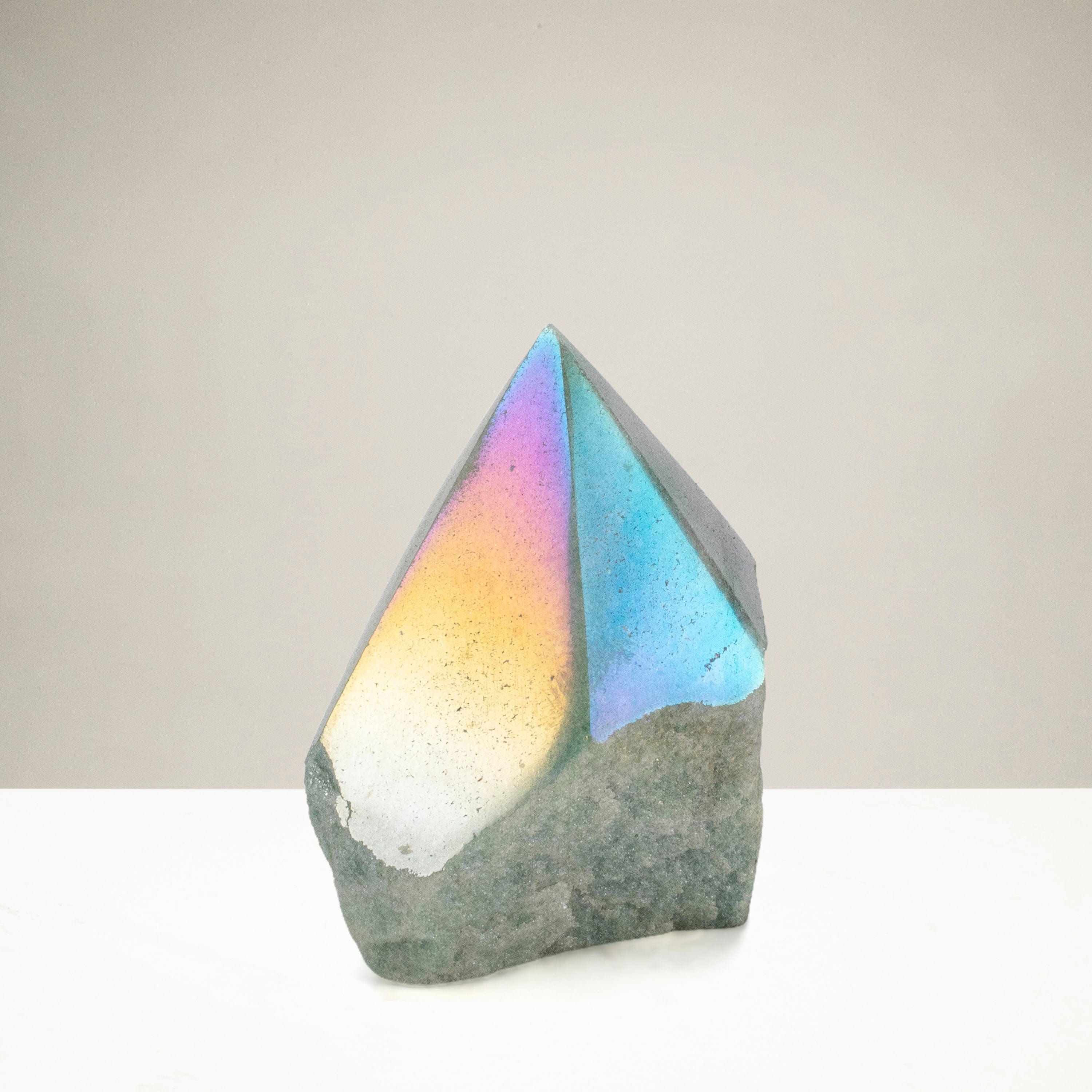 KALIFANO Green Quartz Aura Borealis Green Quartz Point - 100 g ABP120-GQ