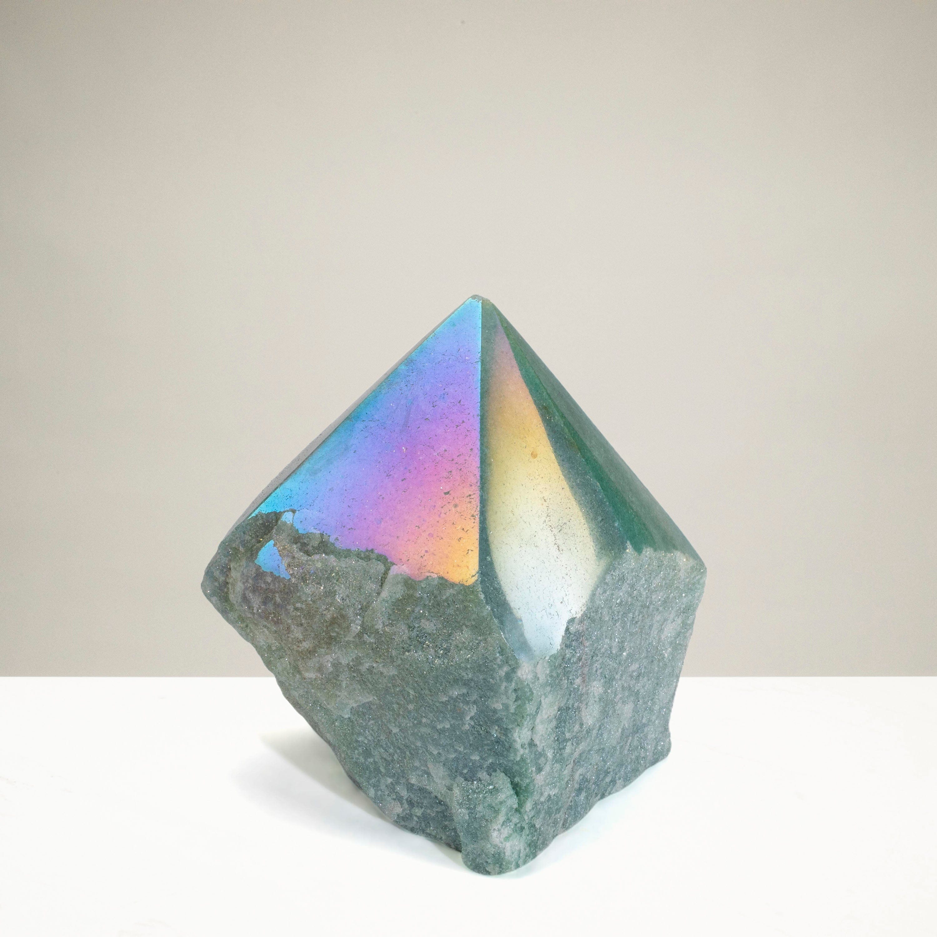 KALIFANO Green Quartz Aura Borealis Green Quartz Point - 180 g ABP180-GQ