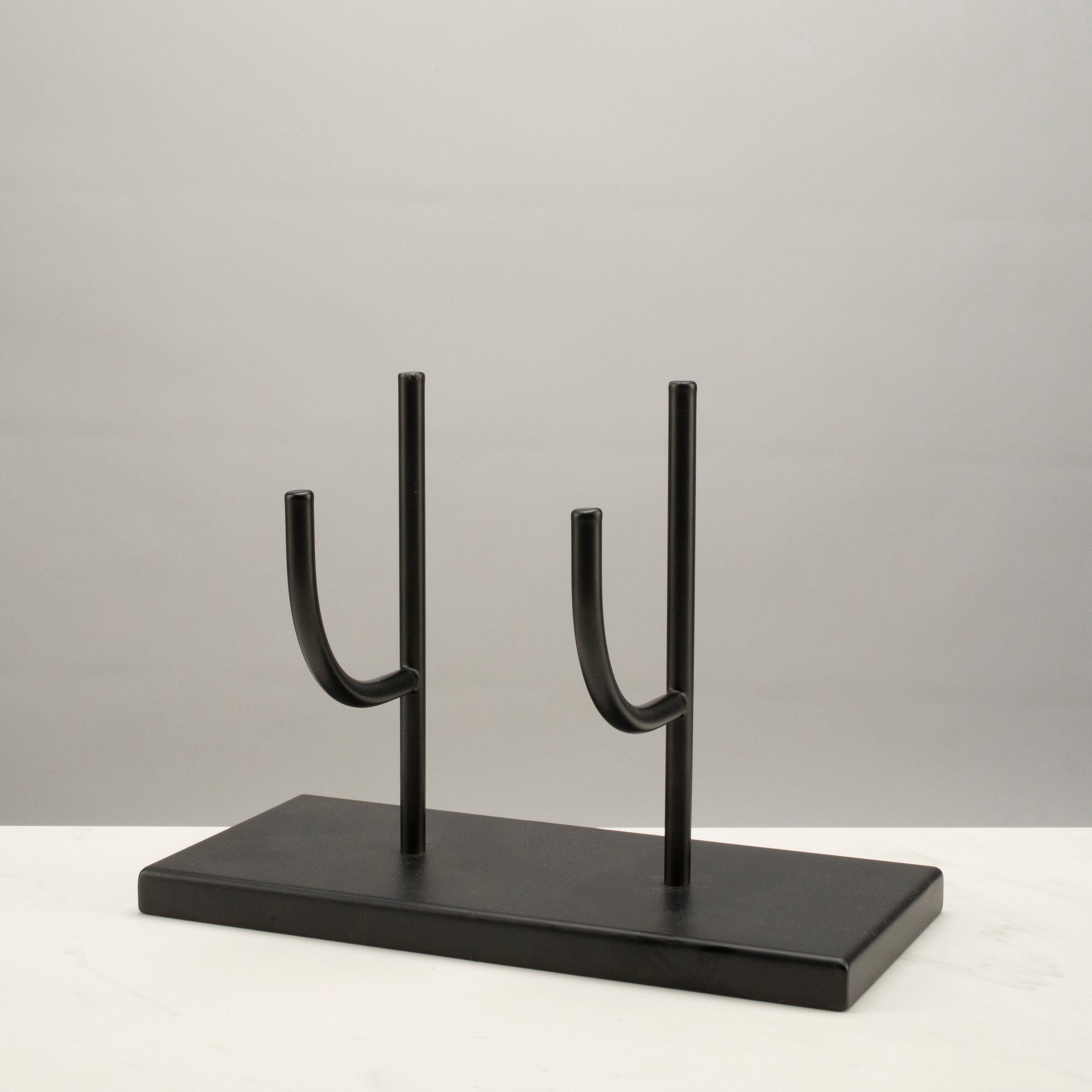 KALIFANO Jewelry Displays & Mineral Stands Black Powder Coated Mineral Display - 10" W x 7.5" H DISPLAY-30-BK