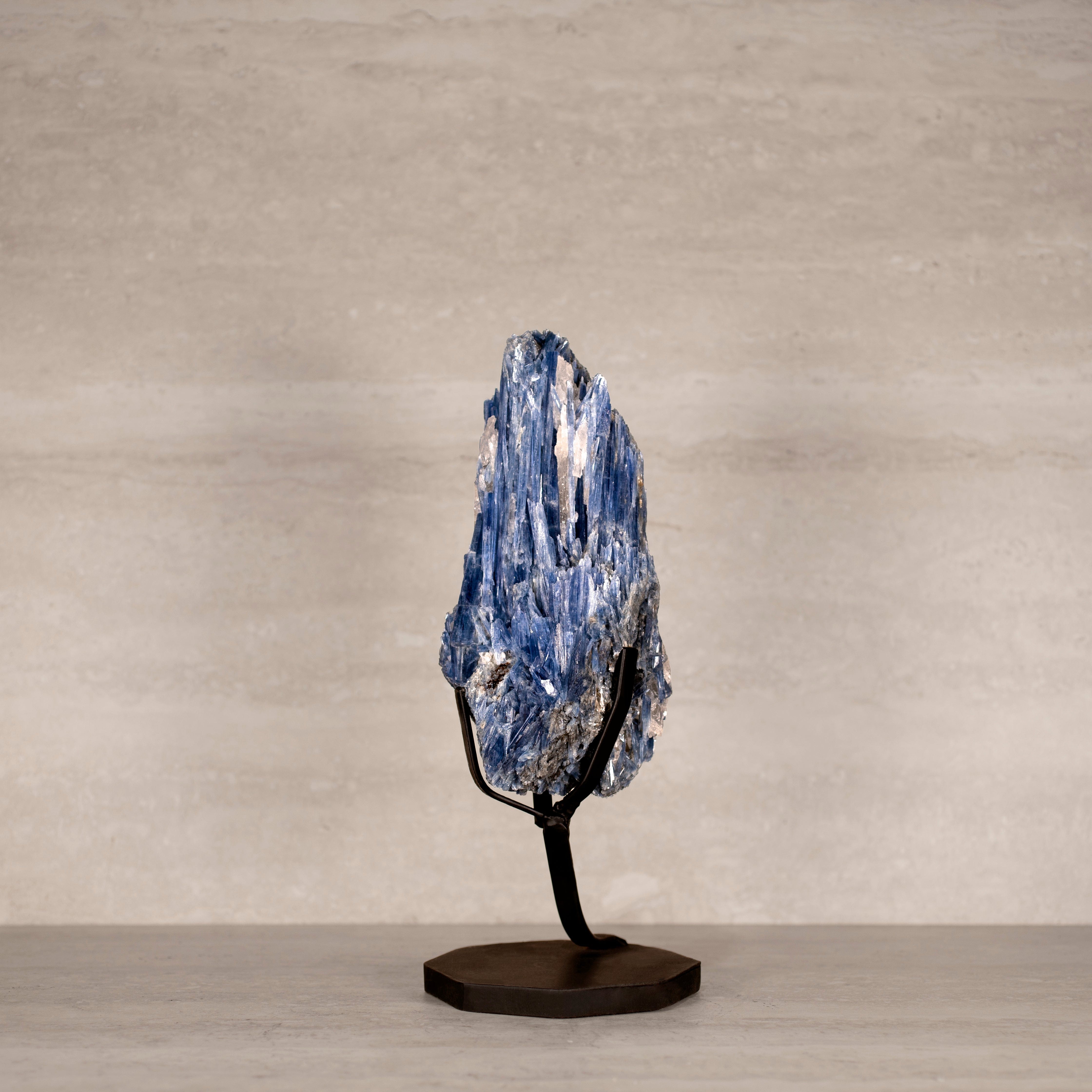 Kalifano Kyanite Natural Brazilian Kyanite on Custom Stand - 12.75" / 2,720 grams KYNT4200.001