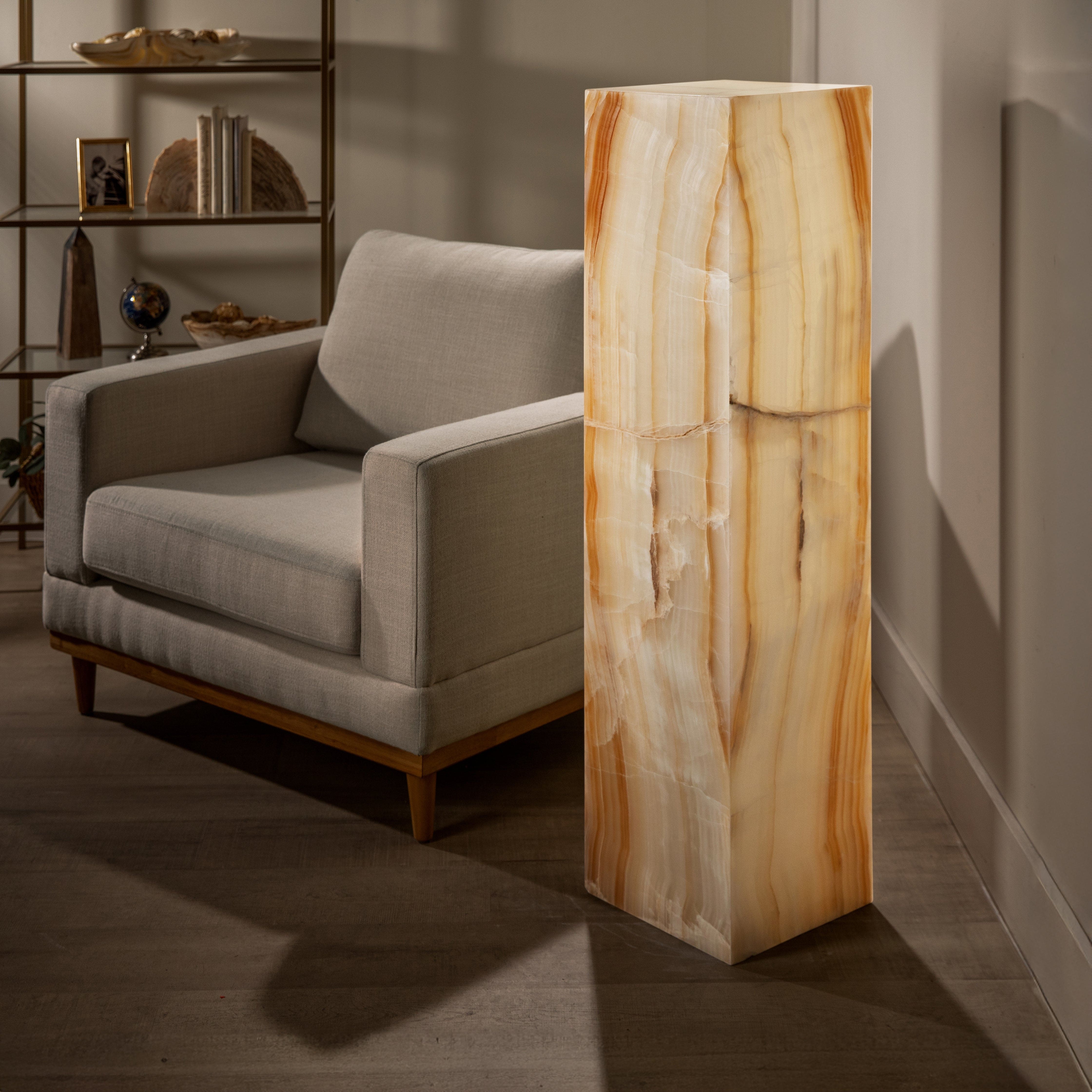 Kalifano Light Towers Amber Onyx Light Tower - 47 in LT120x30.002