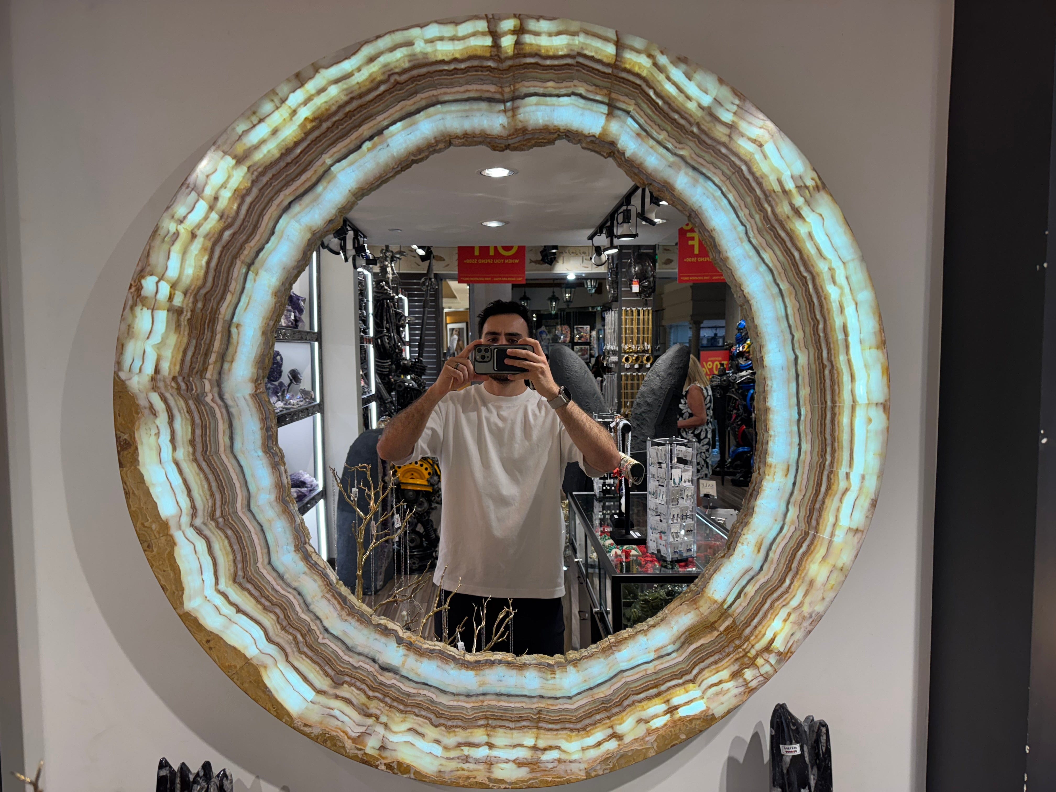 Kalifano Light Towers Natural Striped Rainbow Onyx Round Mirror from Mexico - 40" Diameter LTM40x4.001