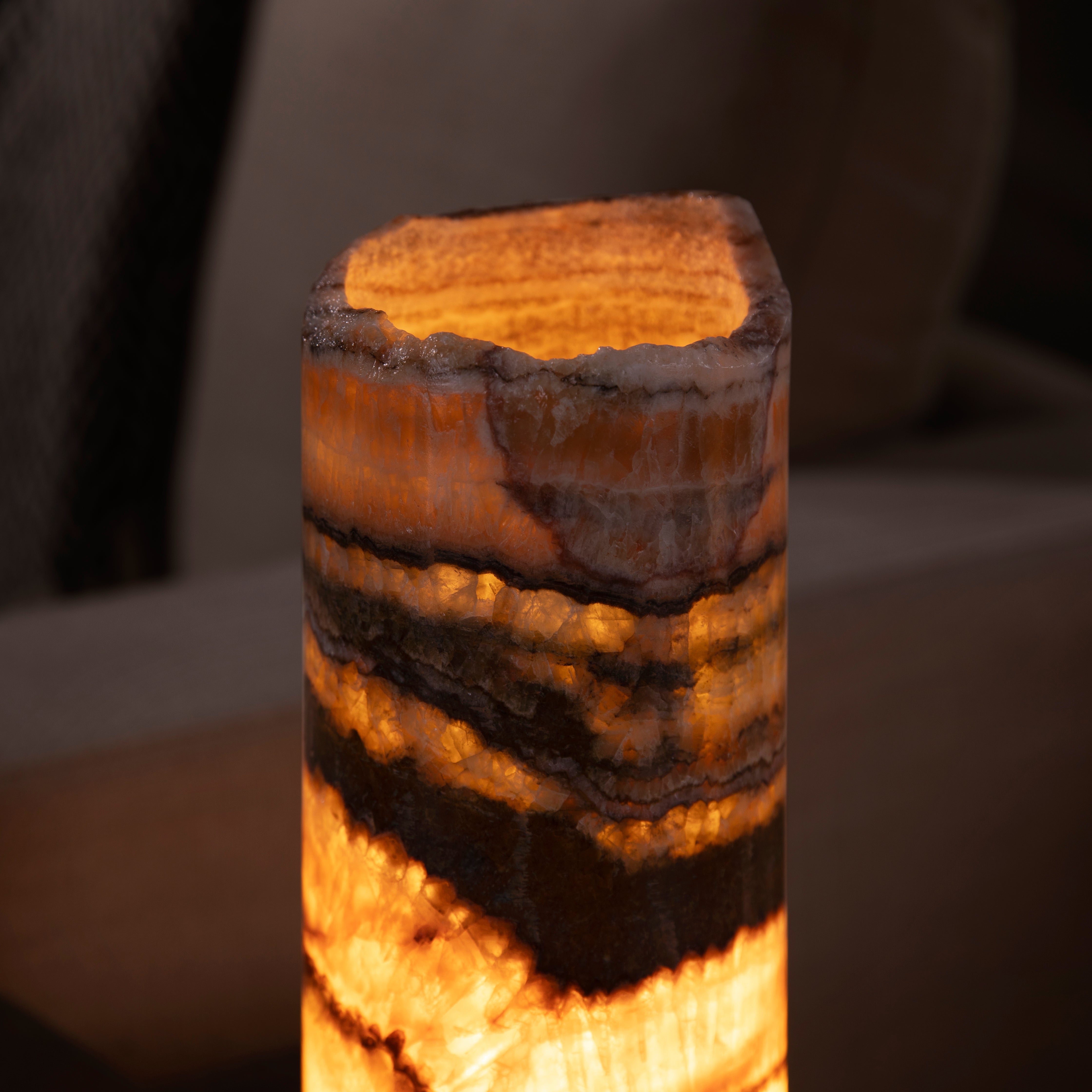Kalifano Light Towers Onyx Cylinder Light Tower from Mexico - 12" LTCL3010.021
