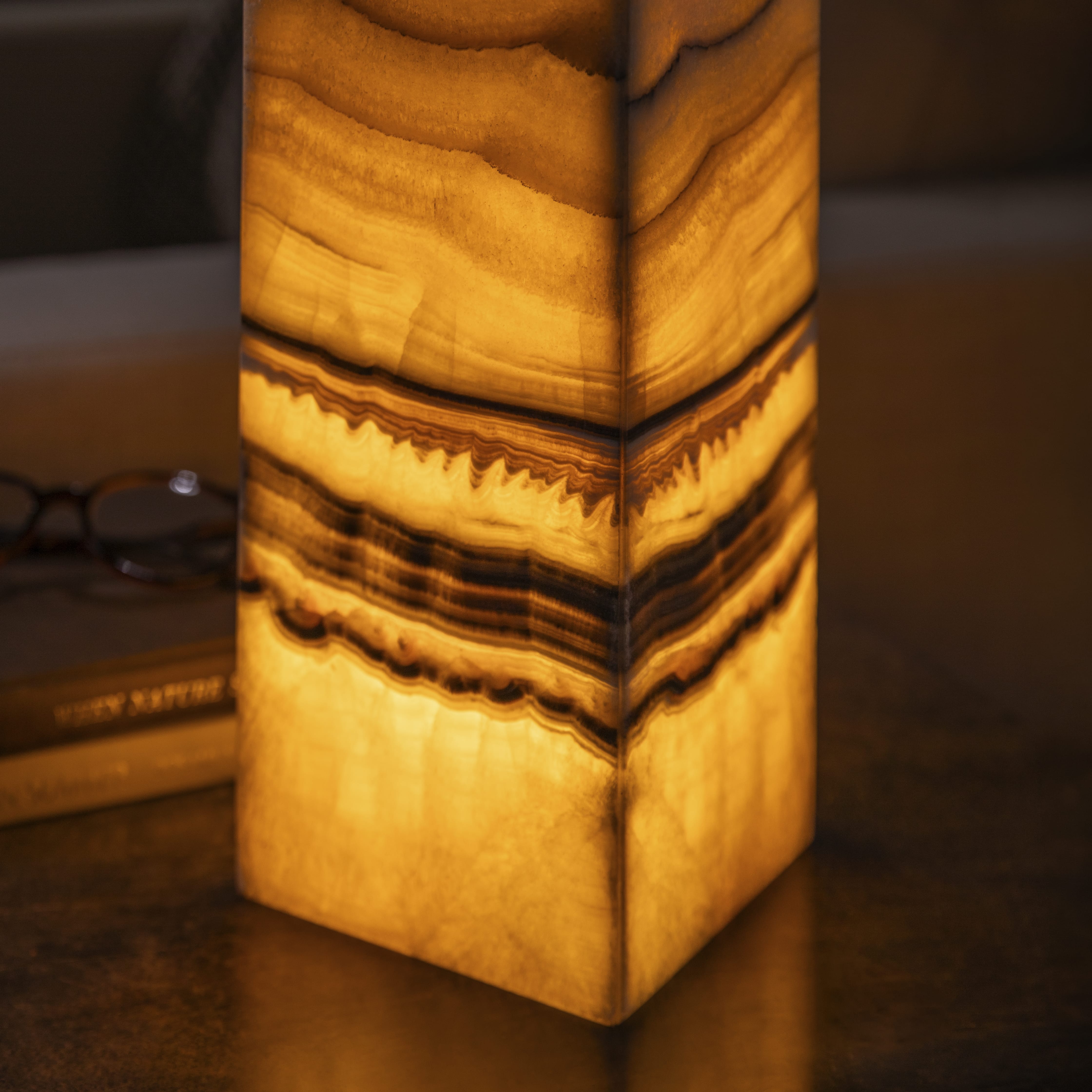 Kalifano Light Towers Onyx Light Tower from Mexico - 12" LT30X12.028