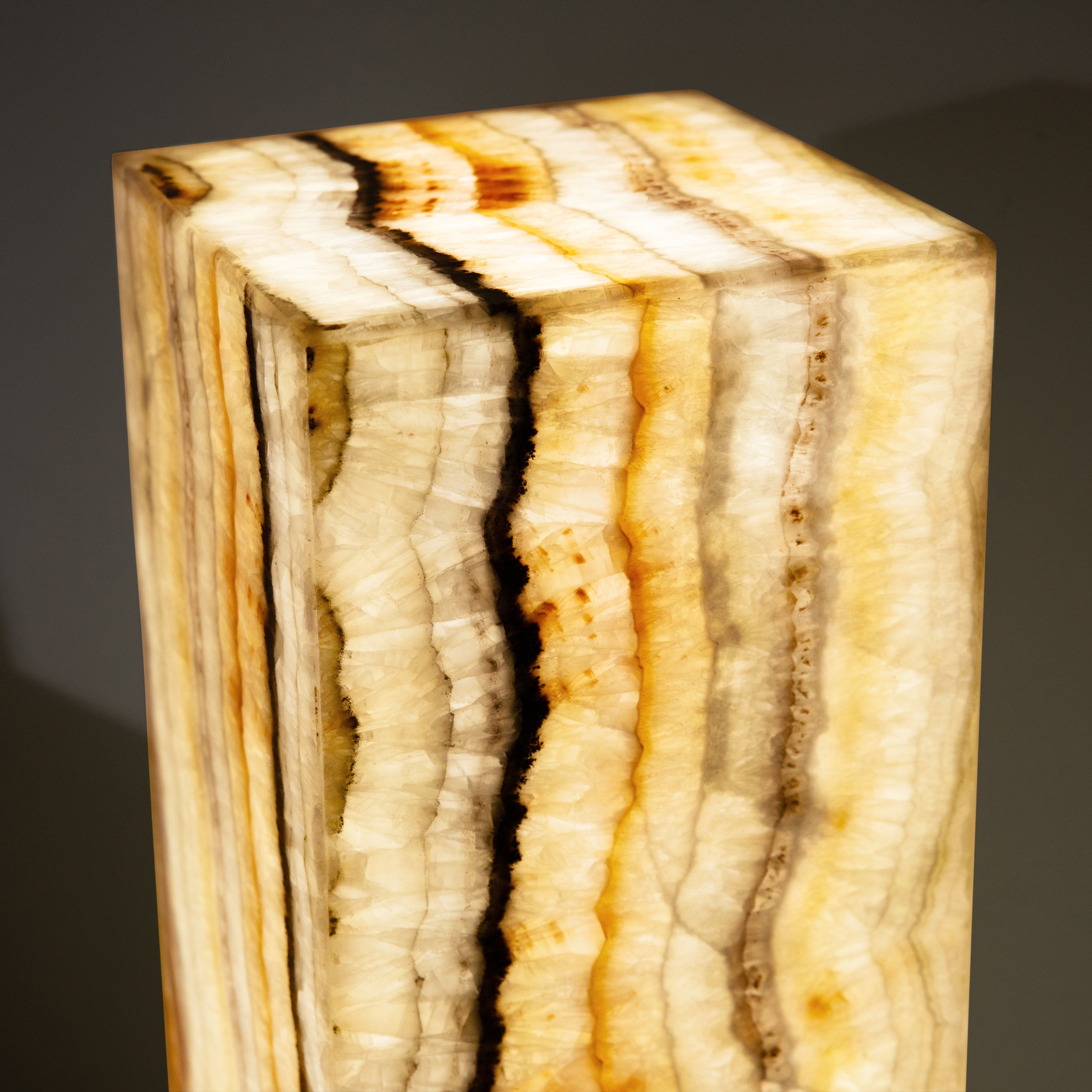 Kalifano Light Towers Zebra Onyx Light Tower - 40 in LT100X25.002