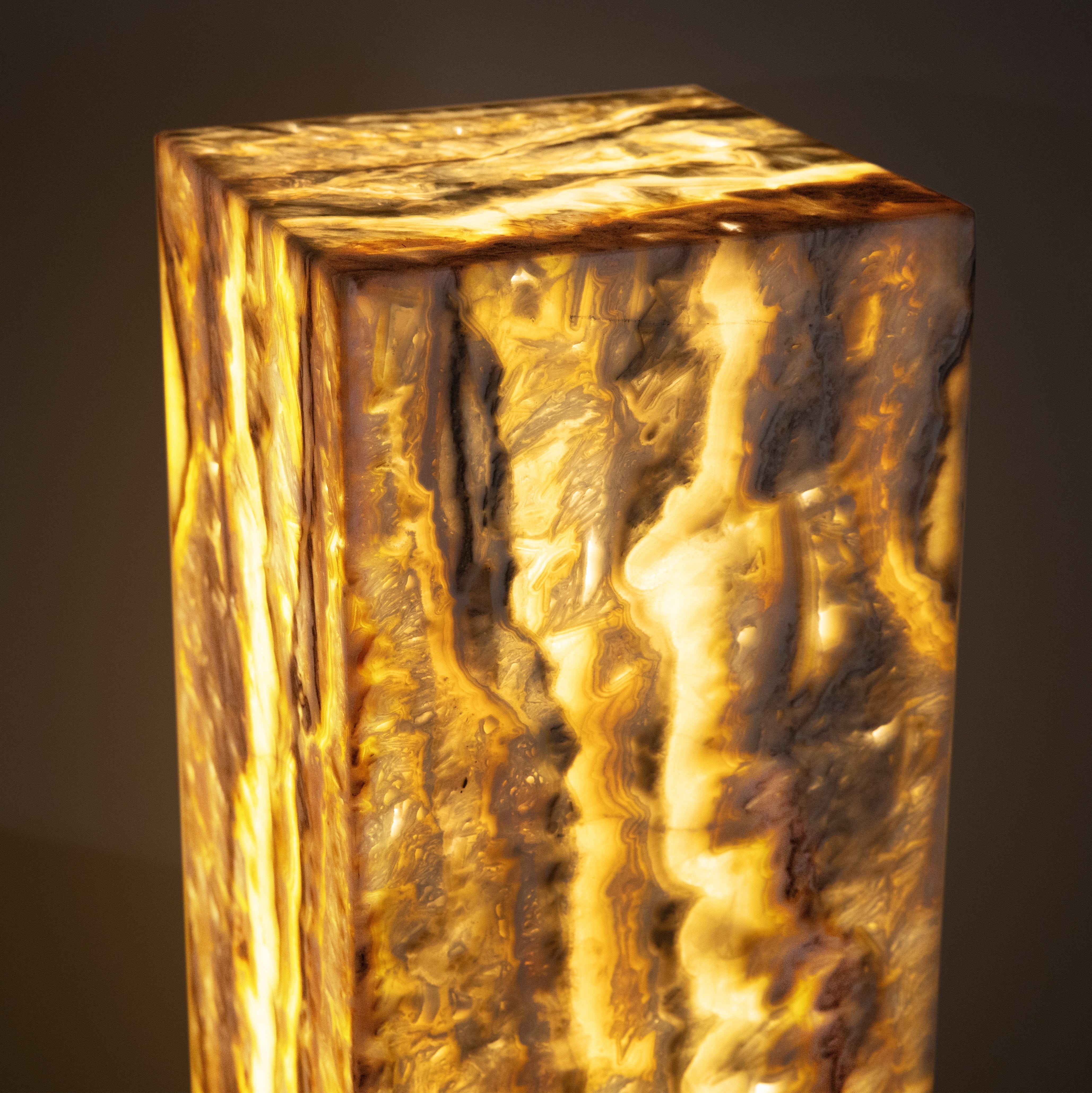 Kalifano Light Towers Zebra Onyx Light Tower - 40 in LT100X30.025