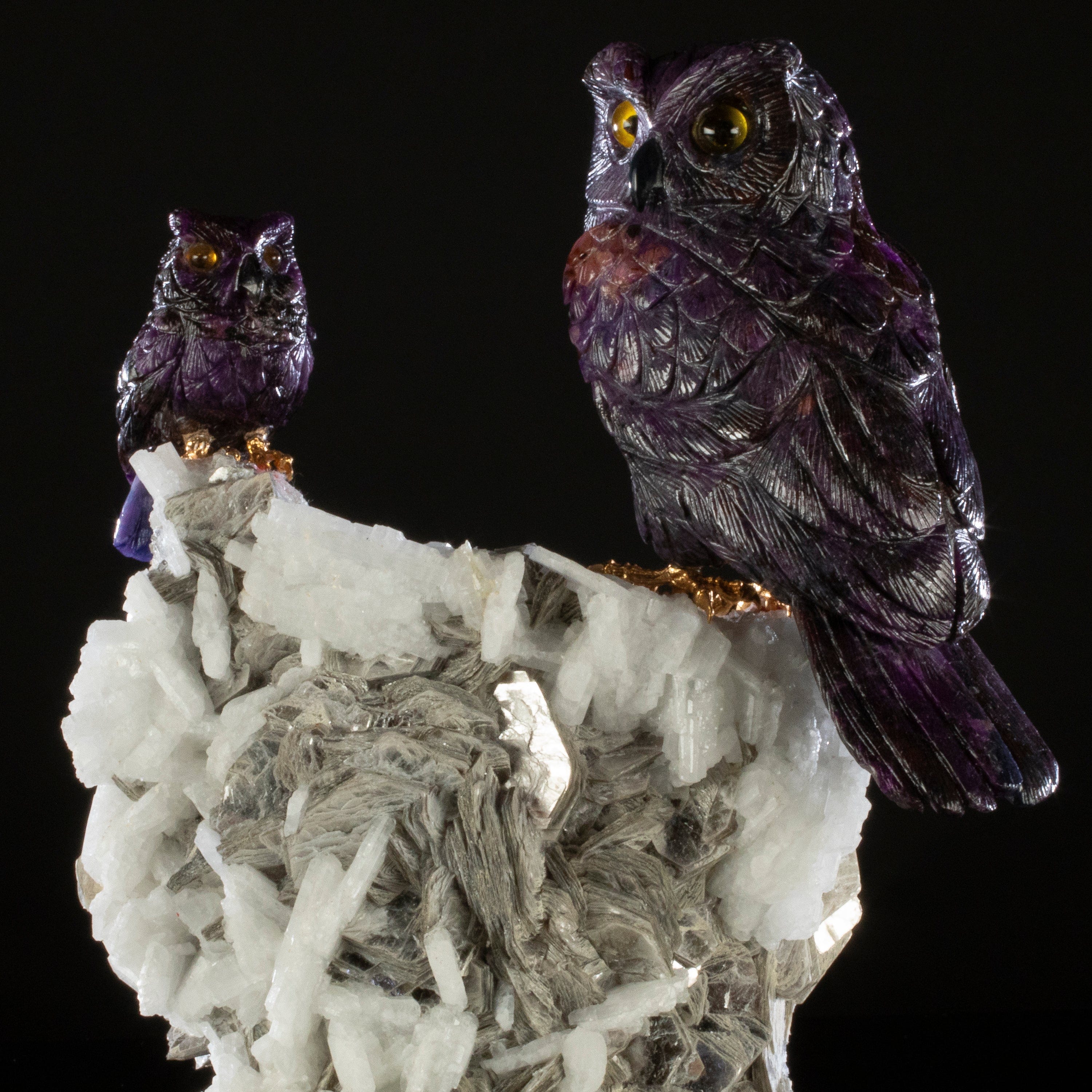 Kalifano Love Birds Carvings Sugilite Owl Pair Love Birds Carving on Albite & Mica Base LB.11271.001