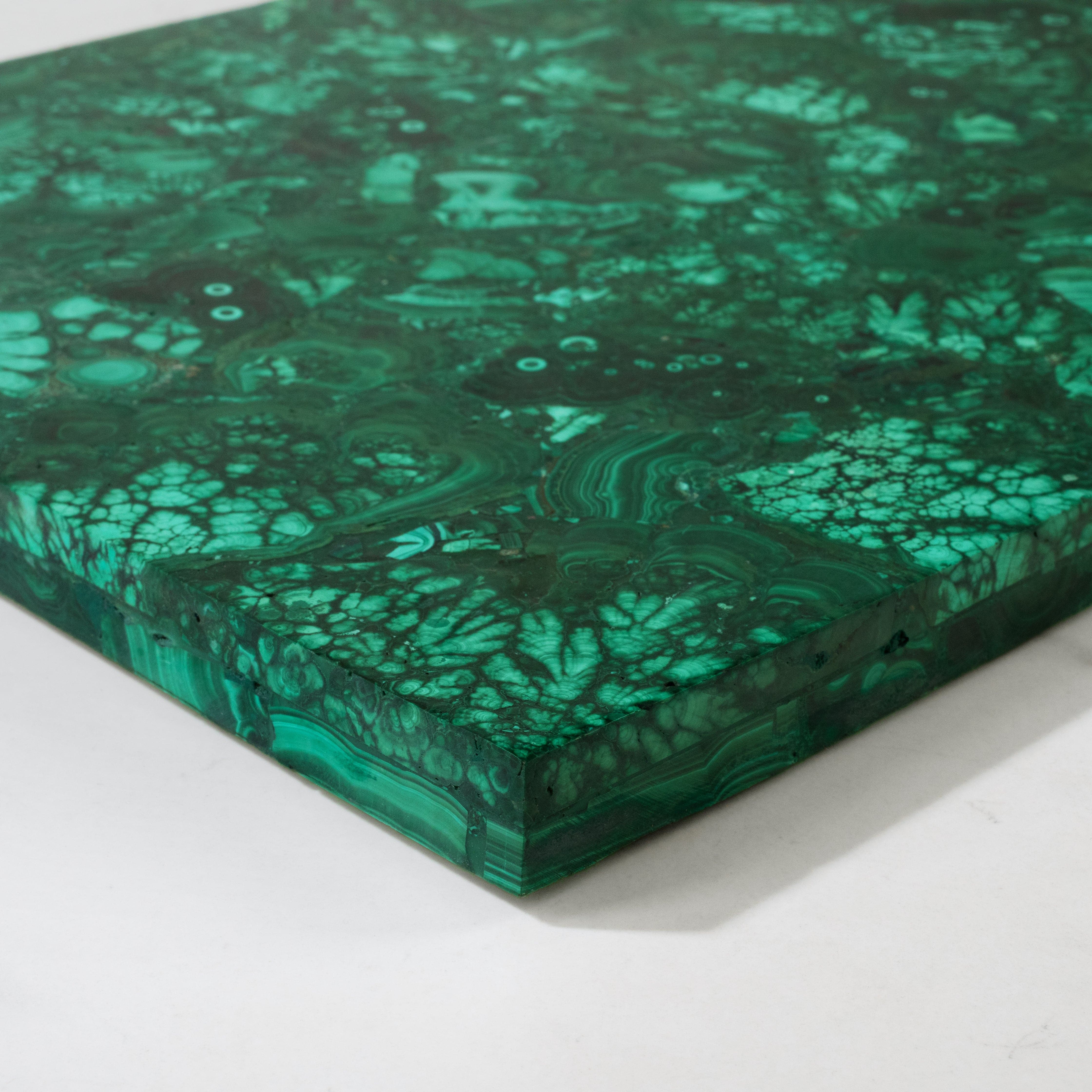 Kalifano Malachite Malachite Table - 17" MAT9600.001