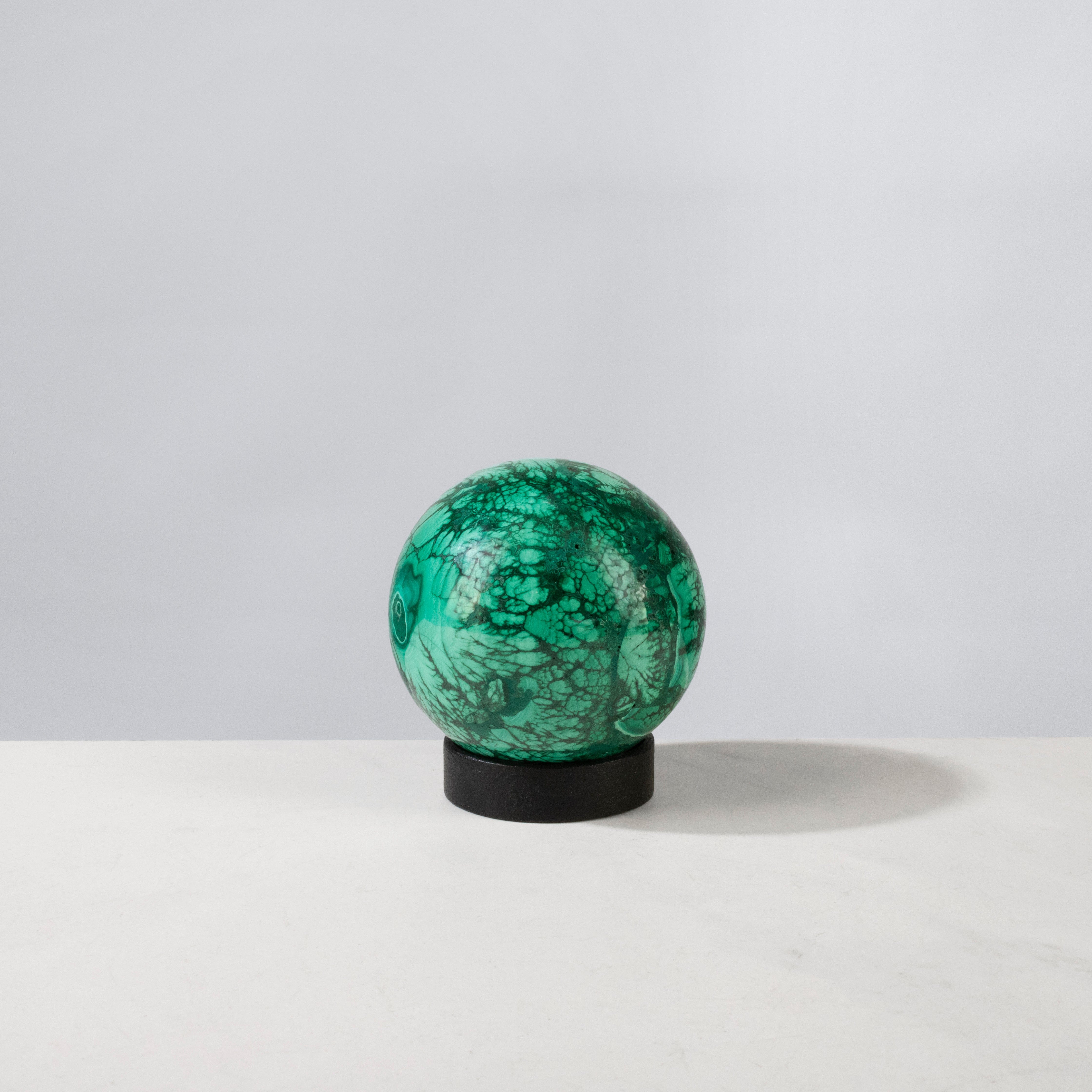 Kalifano Malachite Natural Congo Malachite Sphere - 2.75" / 671 grams MAS1500.001