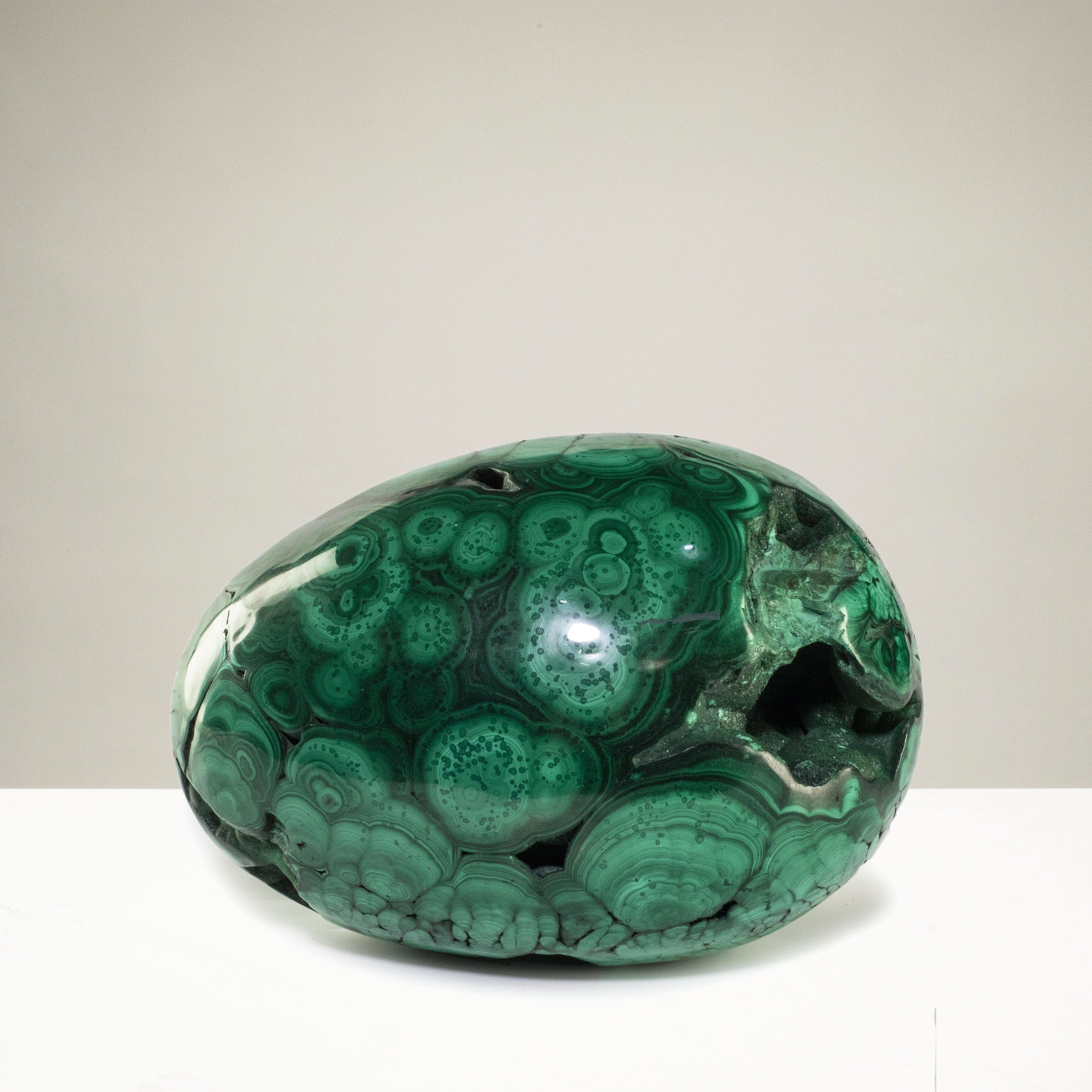Kalifano Malachite Rare Natural Green Malachite Egg Carving from Congo - 7.5 in / 12.6 lbs MA14000.002