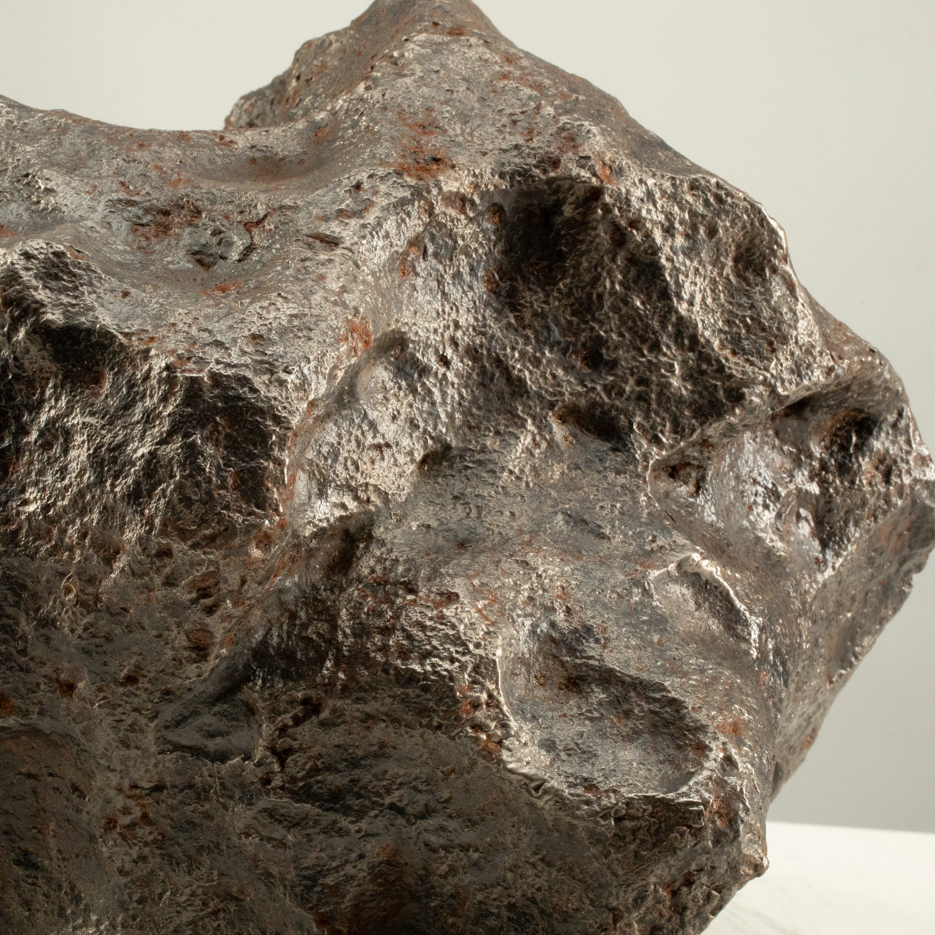 Kalifano Meteorites Campo Del Cielo Iron Meteorite End Cut from Chaco, Argentina 13" / 35.3 kgs MTCC480000.001