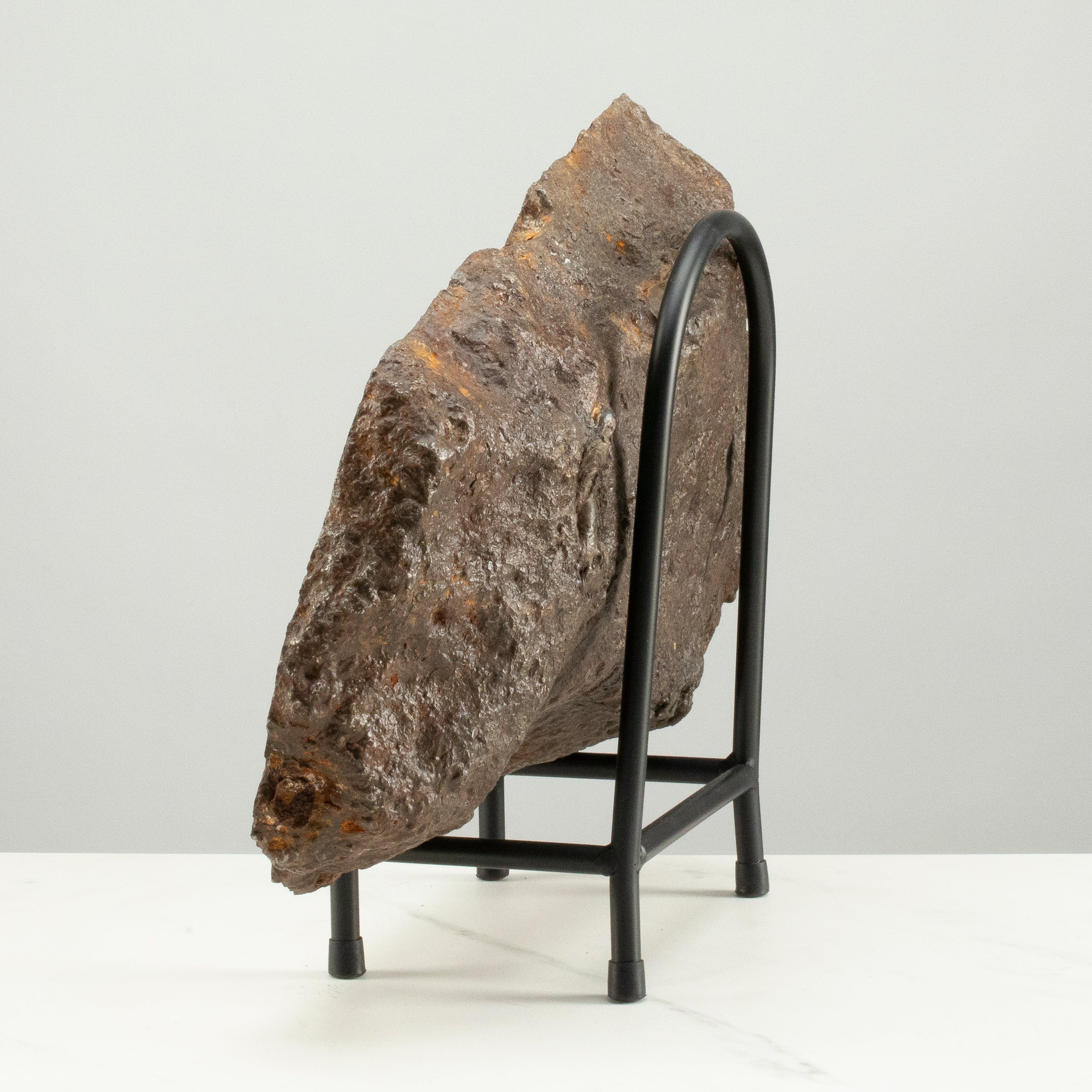 Kalifano Meteorites Campo Del Cielo Iron Meteorite from Chaco, Argentina 15" / 21.5 kgs MTCC258000.001