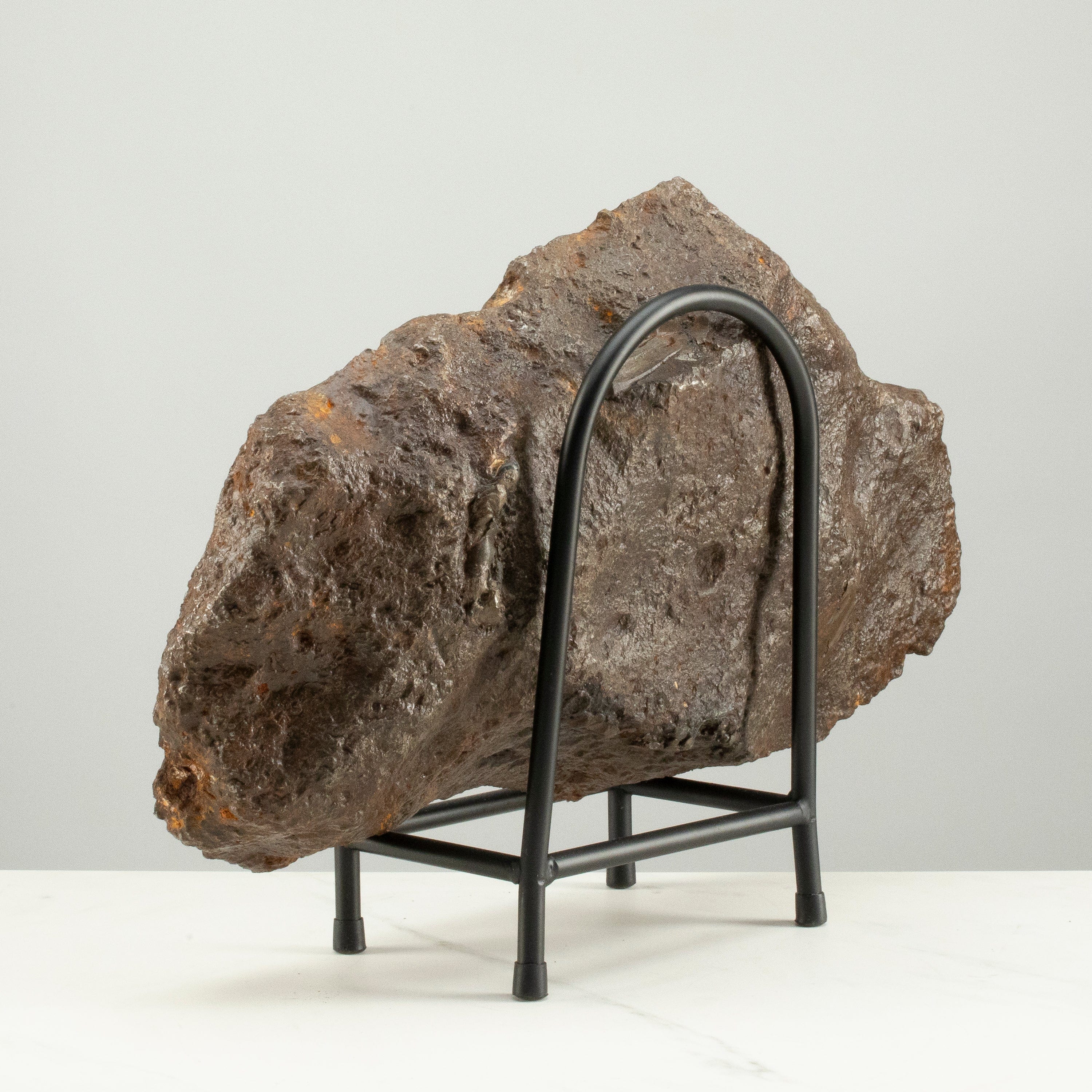 Kalifano Meteorites Campo Del Cielo Iron Meteorite from Chaco, Argentina 15" / 21.5 kgs MTCC258000.001