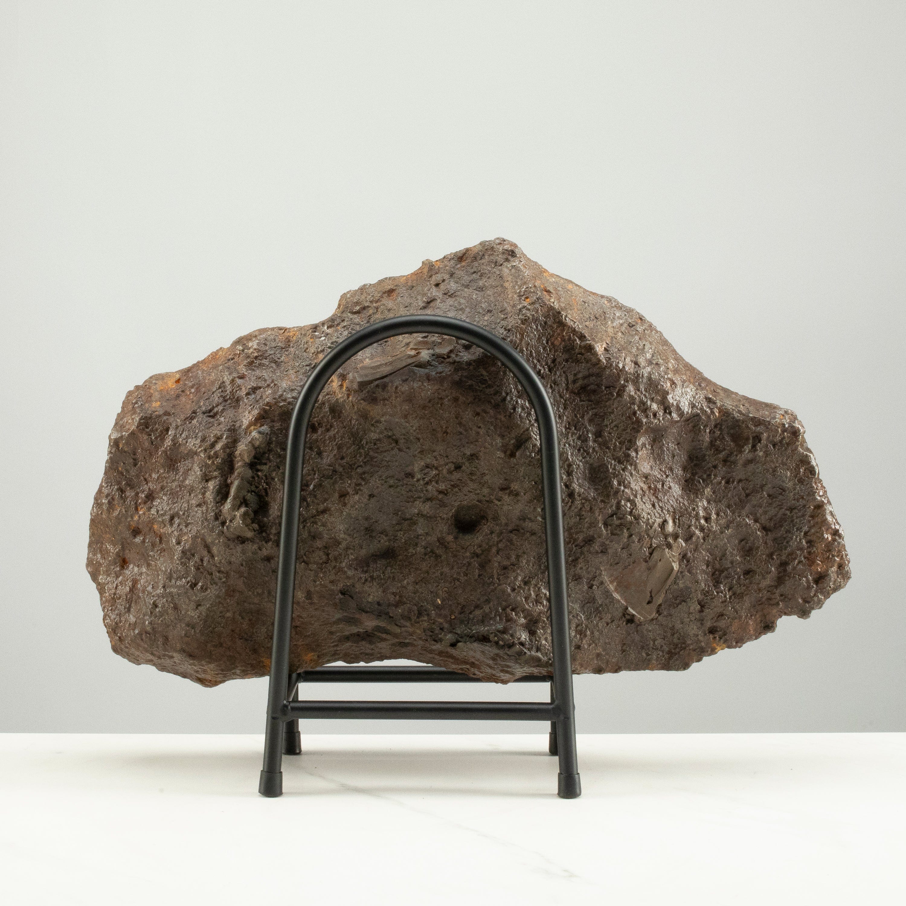 Kalifano Meteorites Campo Del Cielo Iron Meteorite from Chaco, Argentina 15" / 21.5 kgs MTCC258000.001