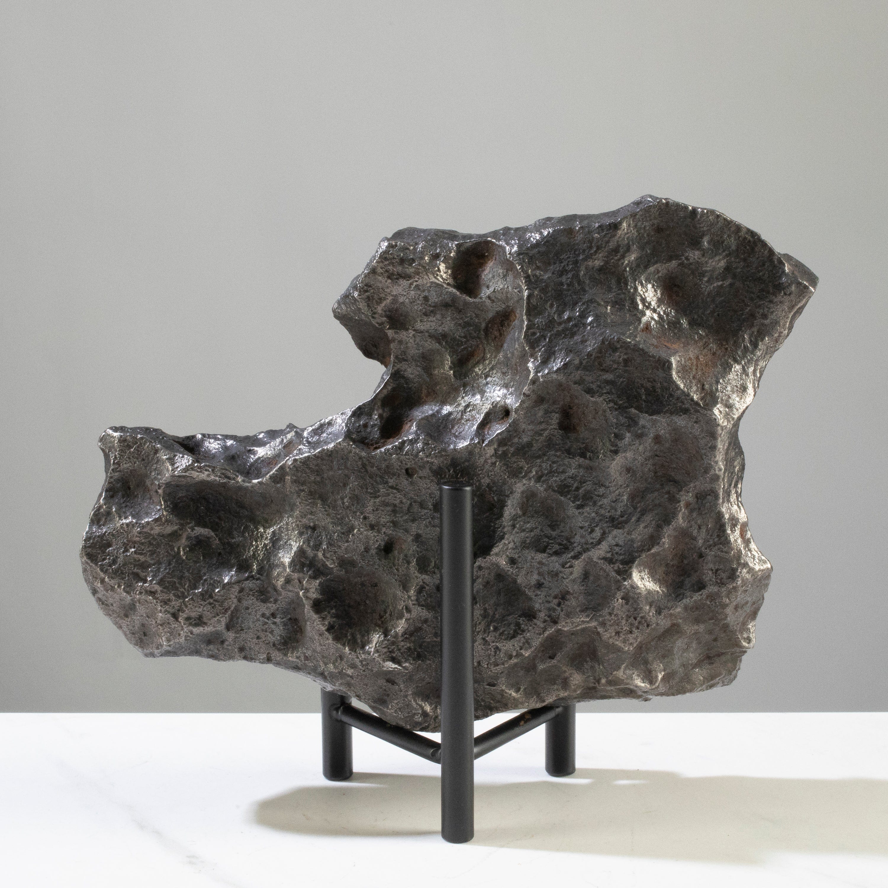 Kalifano Meteorites Campo del Cielo Iron Meteorite from Chaco, Argentina 8.5" / 4,060 grams MTCC192000.001