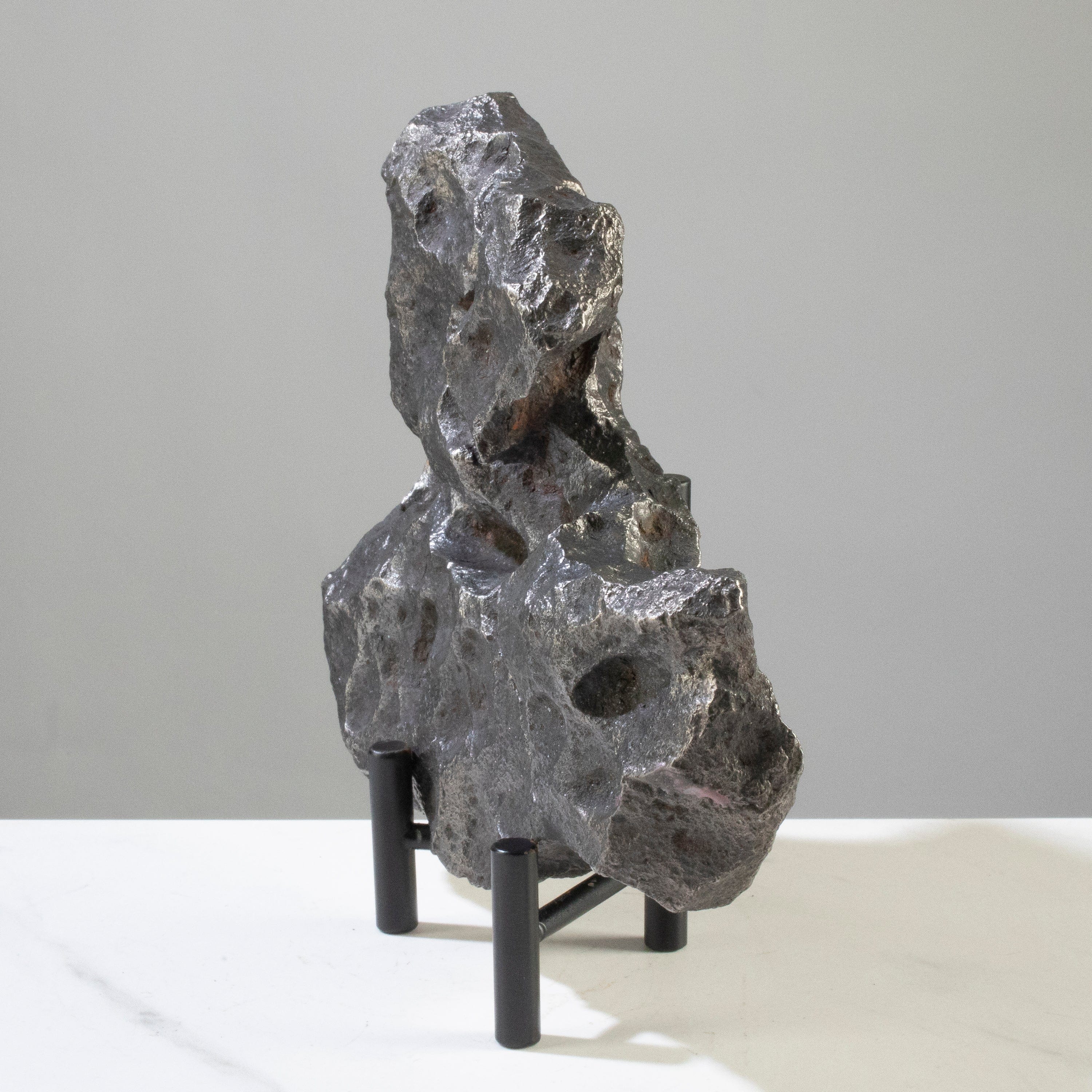 Kalifano Meteorites Campo del Cielo Iron Meteorite from Chaco, Argentina 8.5" / 4,060 grams MTCC192000.001