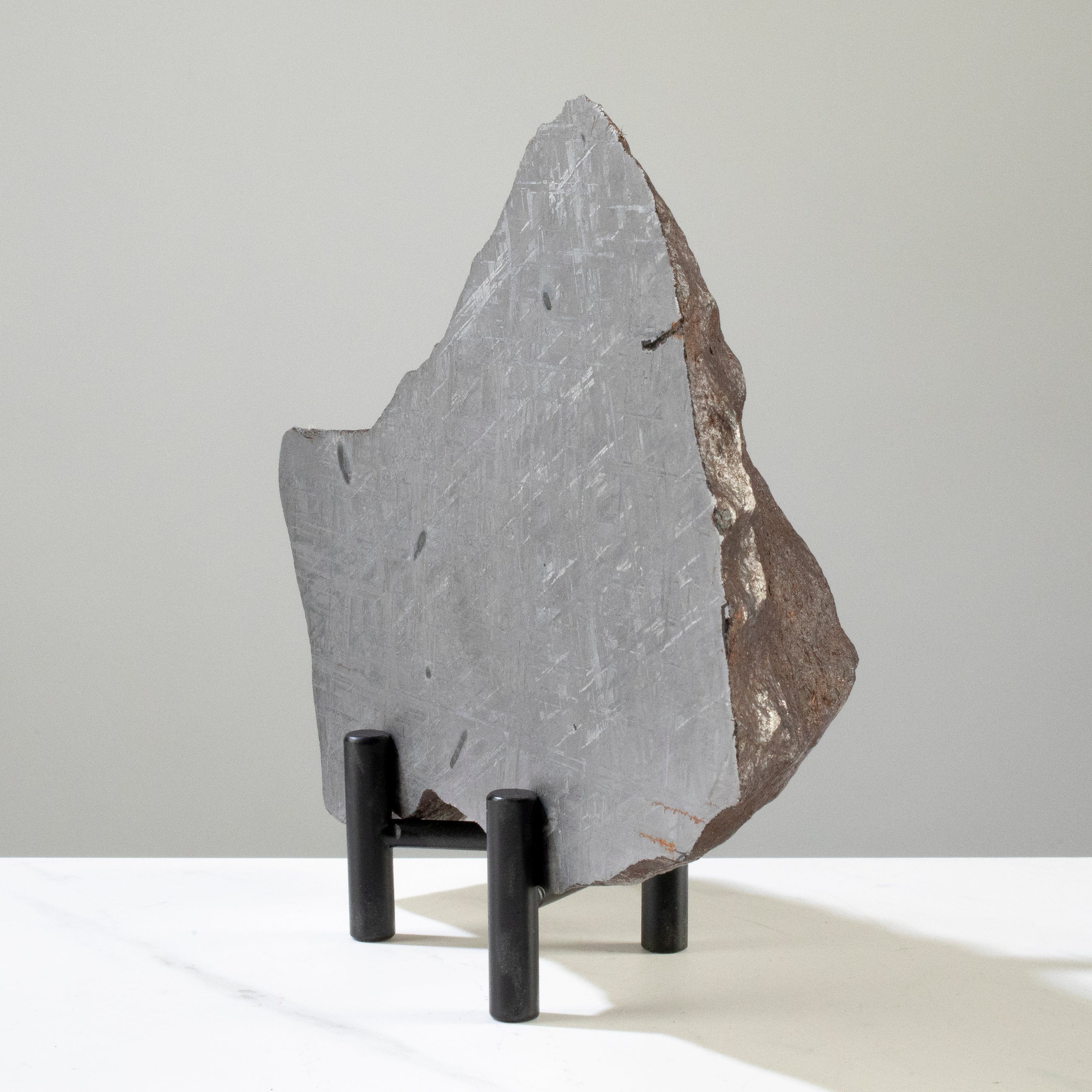 Kalifano Meteorites Gibeon with Carbon Iron Meteorite from Namibia 7.5" / 2,440 grams MTG180000.002