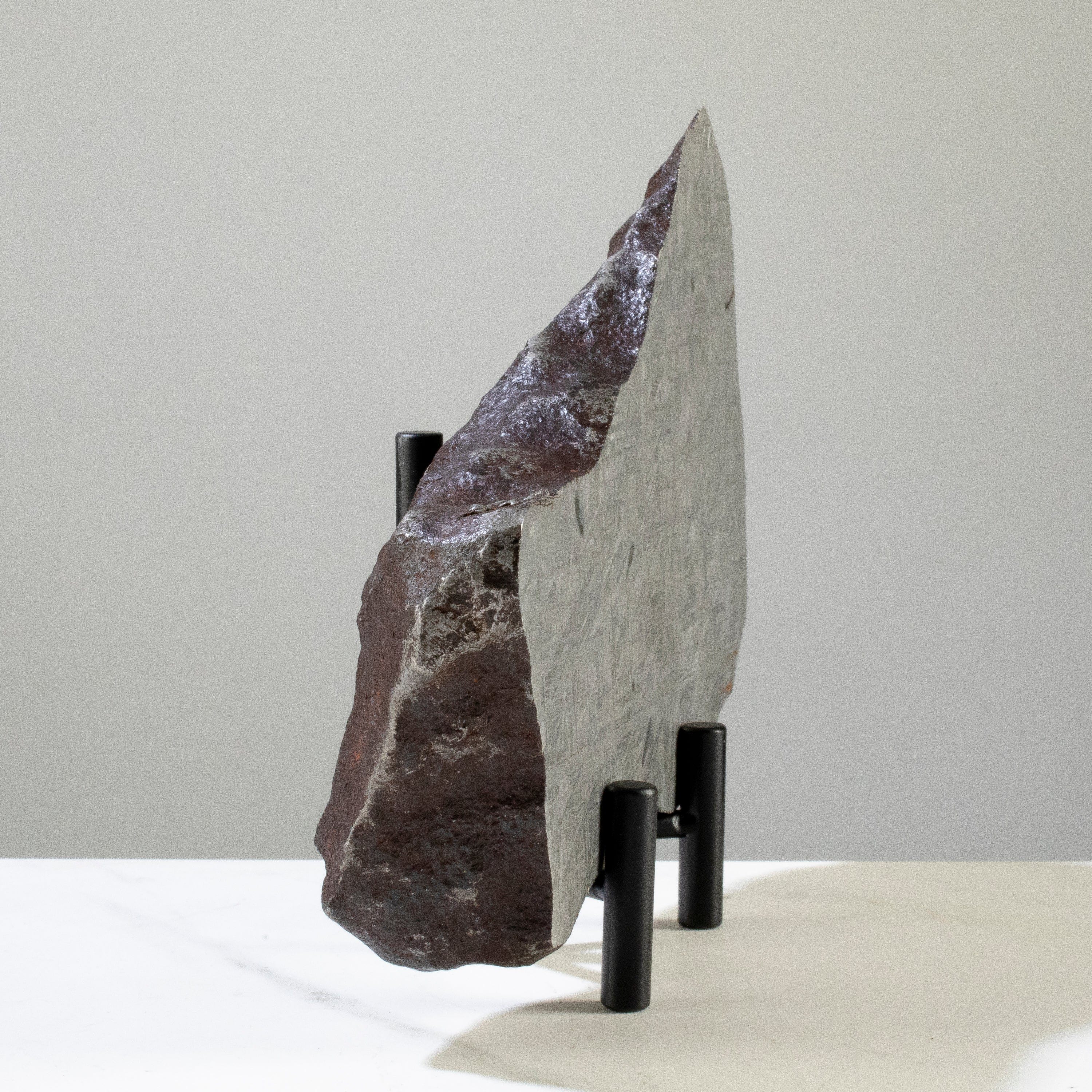 Kalifano Meteorites Gibeon with Carbon Iron Meteorite from Namibia 7.5" / 2,440 grams MTG180000.002