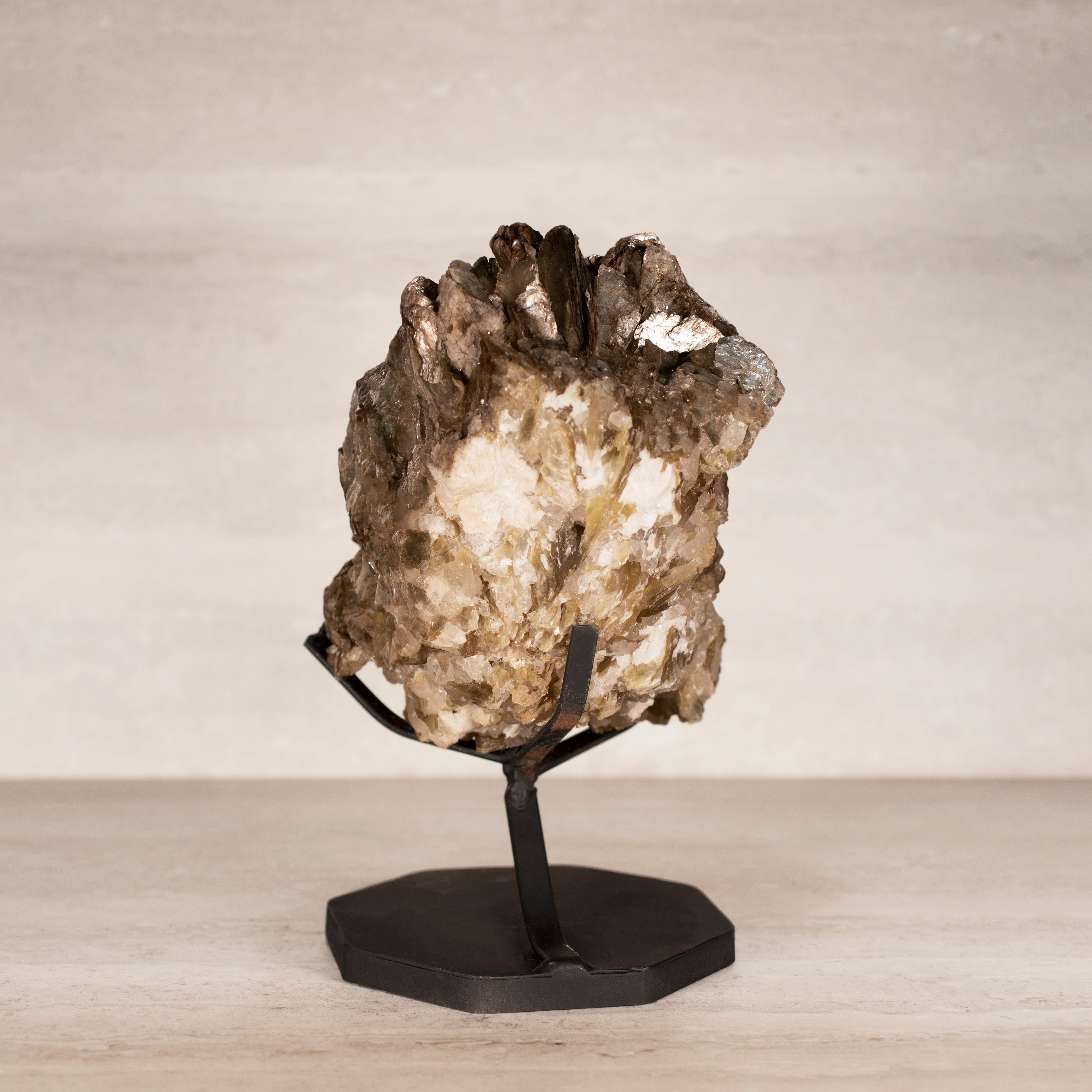 Kalifano Mica Natural Brazilian Mica & Albite on Custom Stand - 11" / 11 lbs MC2500.003