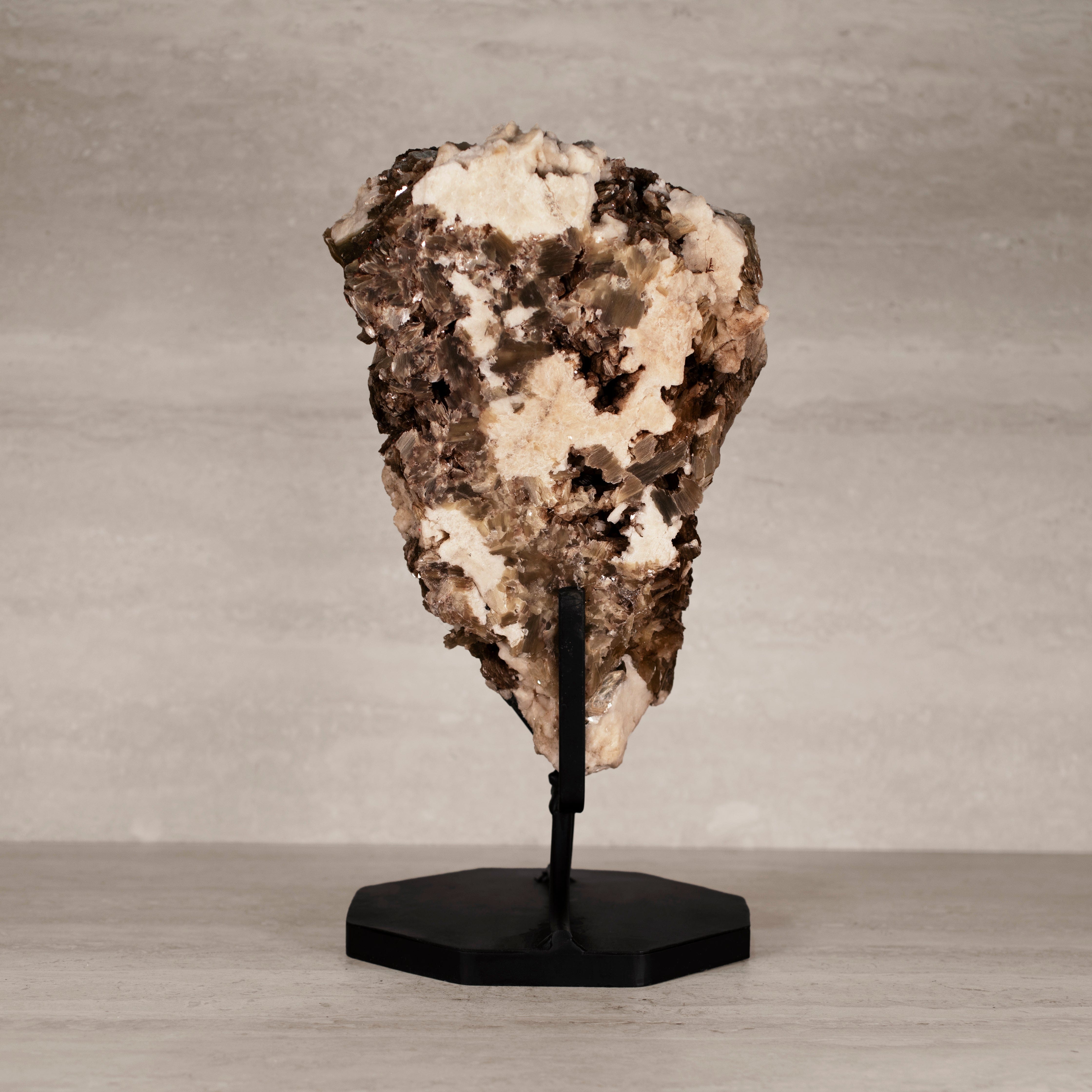 Kalifano Mica Natural Brazilian Mica & Albite on Custom Stand - 15.5" / 18 lbs MC4100.004