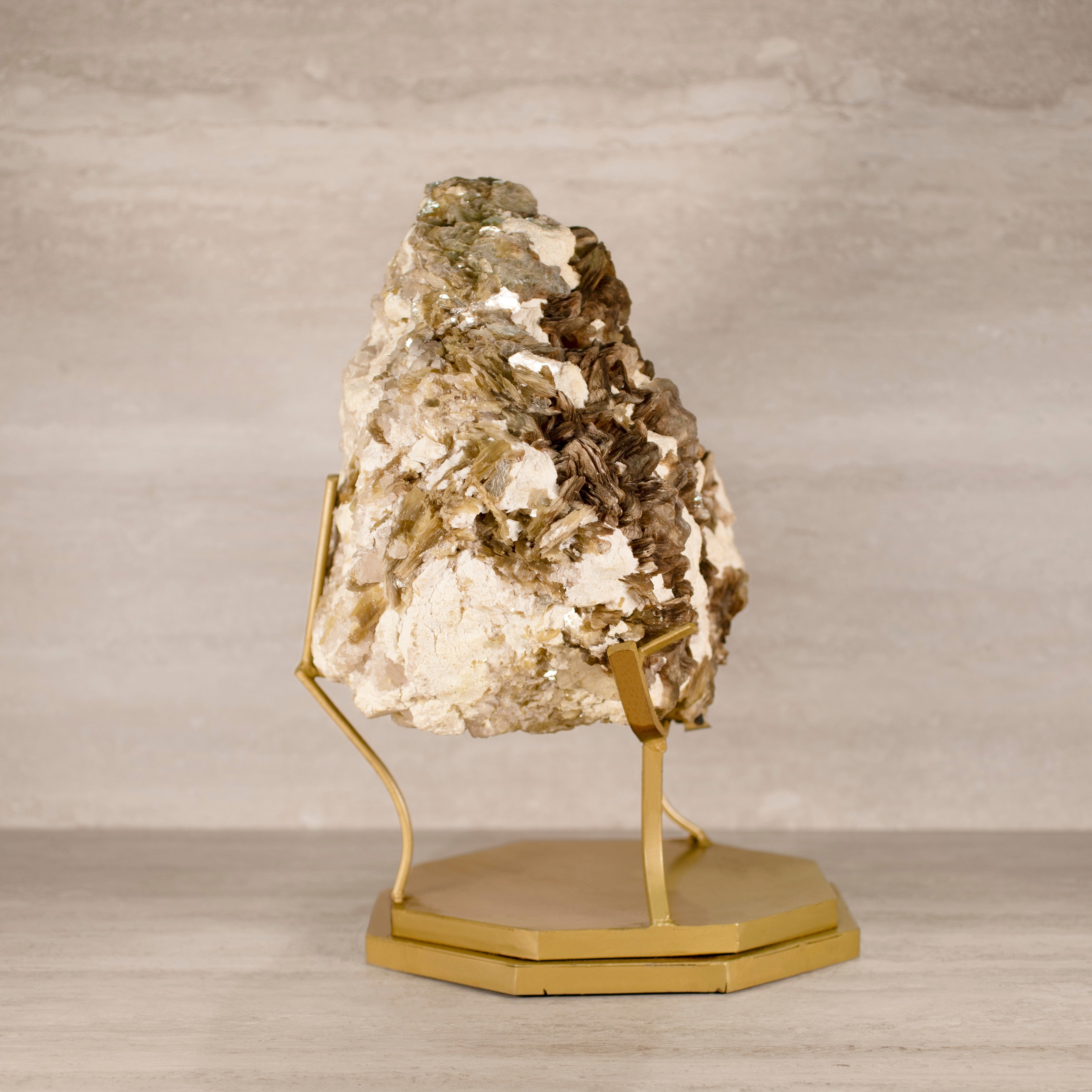 Kalifano Mica Natural Brazilian Mica & Albite on Custom Stand - 19" / 78 lbs MC17800.001