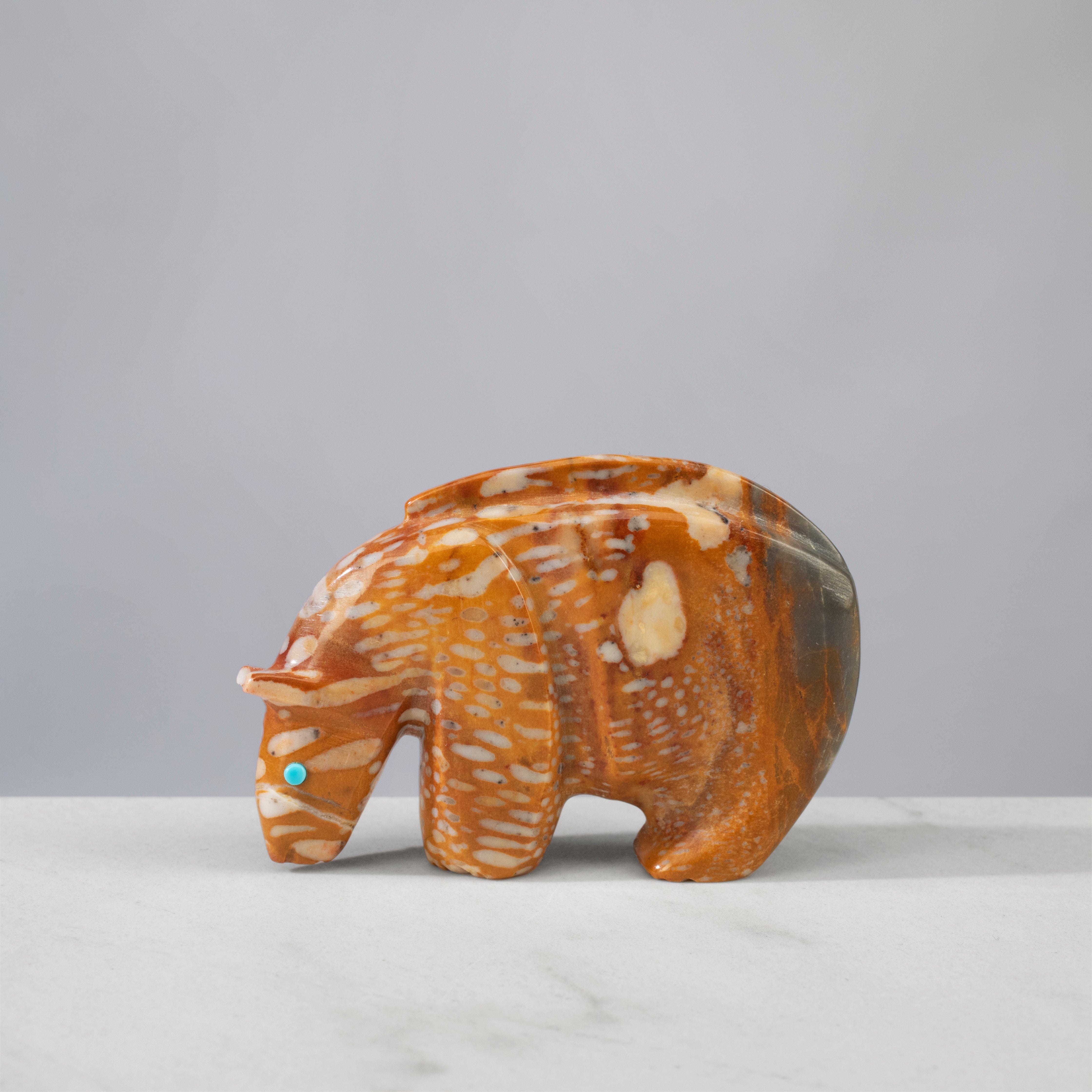 Kalifano Native American Fetish Carvings Ron Lunasee Tigilite Handmade Zuni Fetish Bear Carving NAC357.001