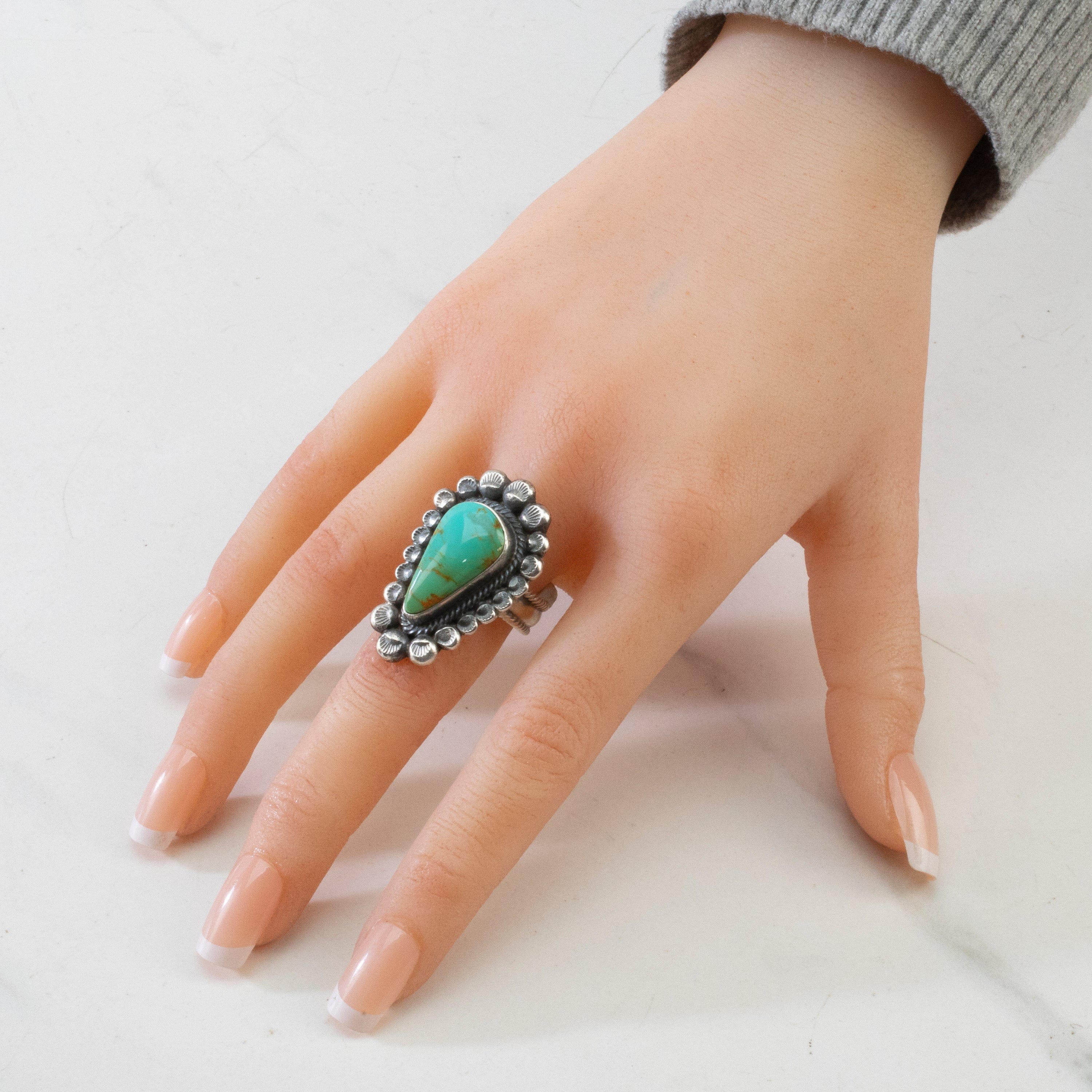 Kalifano Native American Jewelry 8 Leon Martinez Carico Lake Turquoise Navajo USA Native American Made 925 Sterling Silver Ring NAR2400.015.8