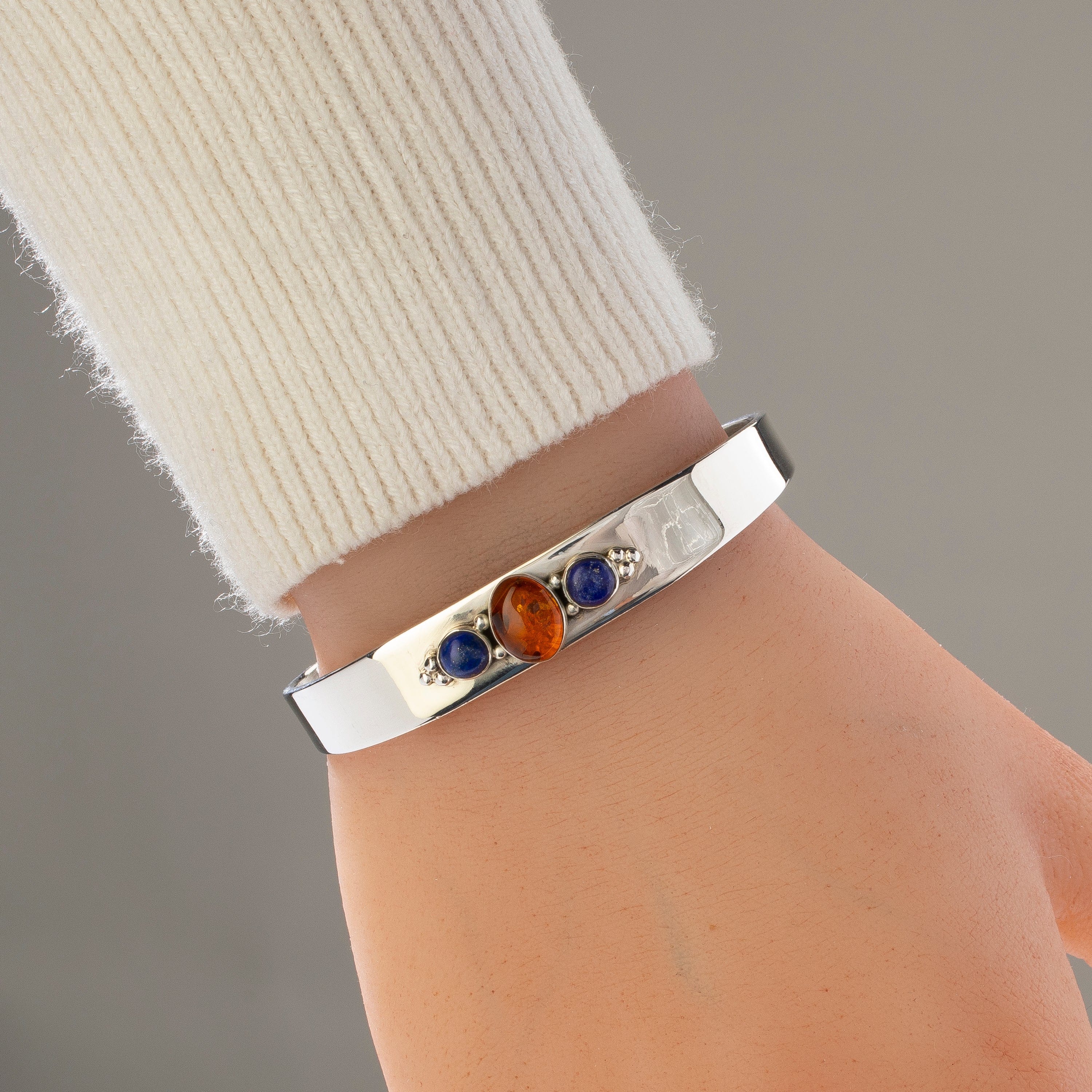 Kalifano Native American Jewelry Amber & Lapis Navajo USA Native American Made 925 Sterling Silver Cuff NAB600.018