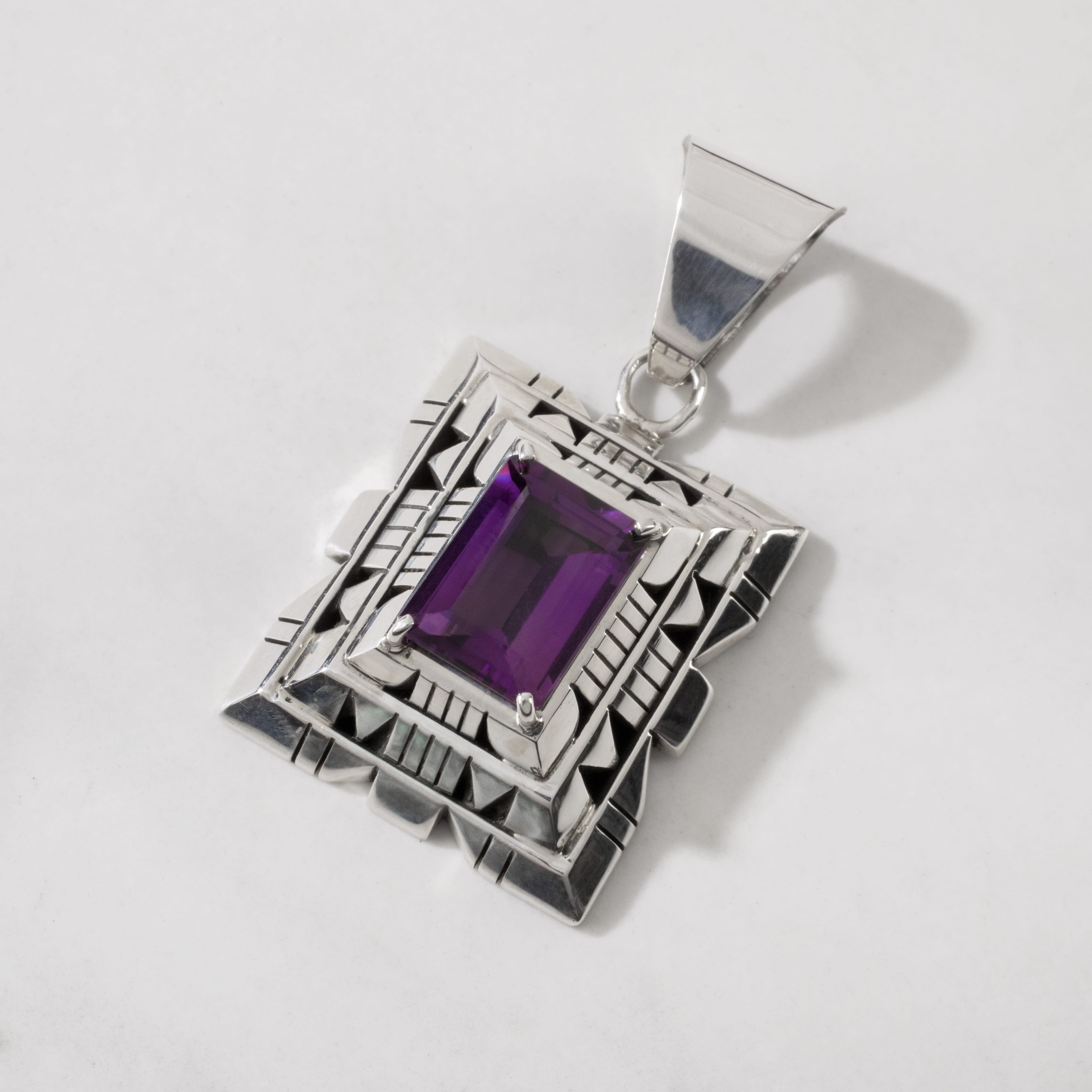 Kalifano Native American Jewelry Amethyst USA Native American Made 925 Sterling Silver Pendant NAN1500.026