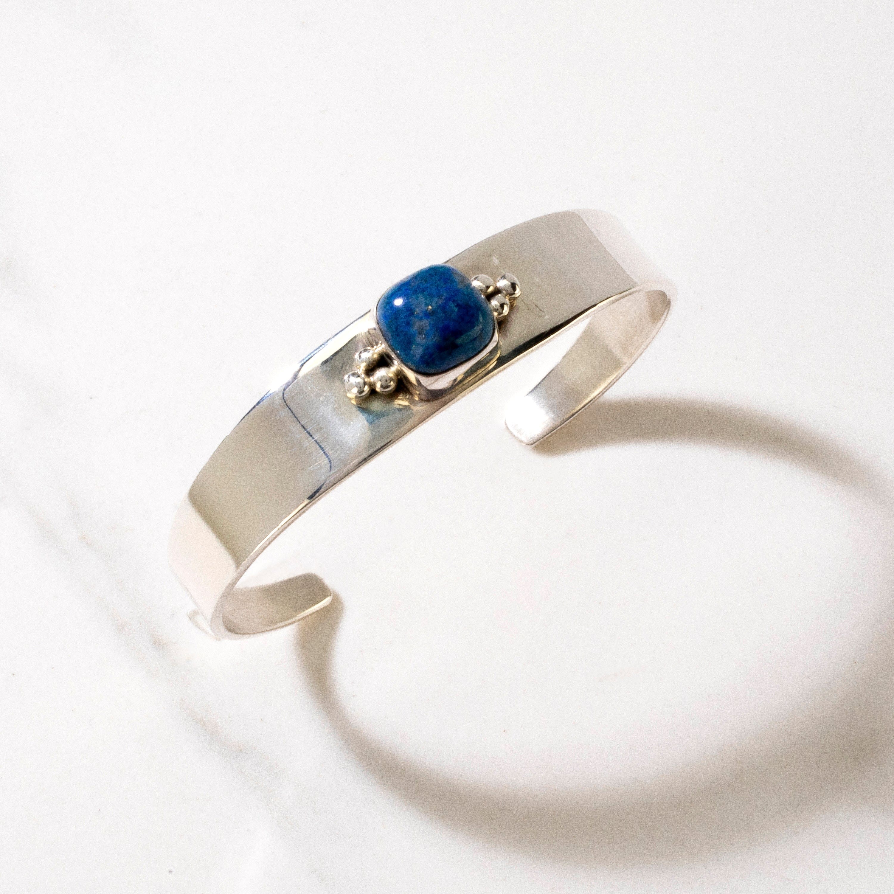 Kalifano Native American Jewelry Denim Lapis Navajo USA Native American Made 925 Sterling Silver Cuff NAB600.017