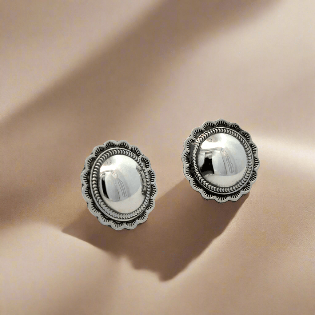 Kalifano Native American Jewelry Hopi Flower USA Native American Made 925 Sterling Silver Earrings with Stud Backing NAE250.015