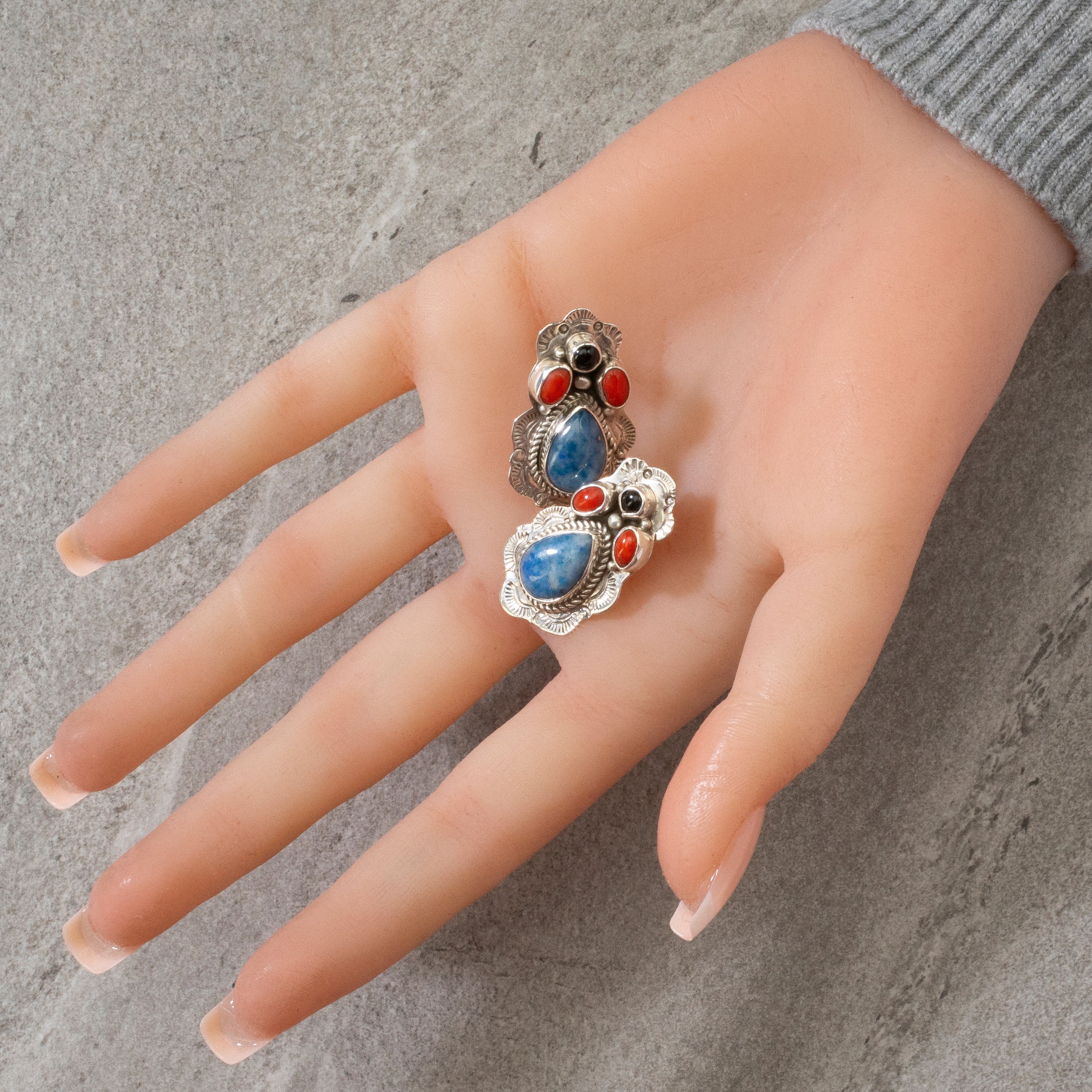 Kalifano Native American Jewelry Lapis, Red Coral, & Black Onyx Navajo USA Native American Made 925 Sterling Silver Earrings with Stud Backing NAE500.011