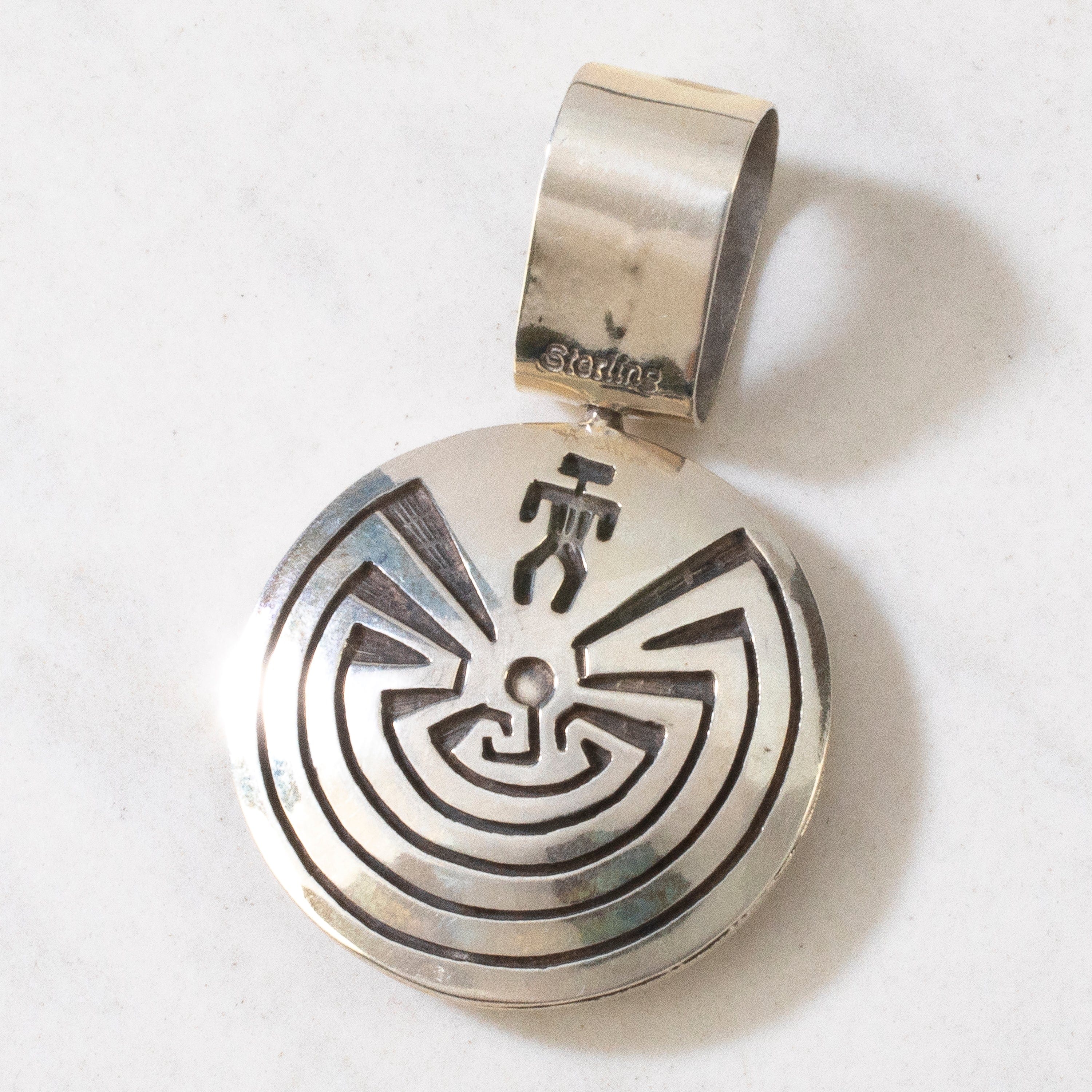 Kalifano Native American Jewelry Man in Maze Hopi Reversible USA Native American Made 925 Sterling Silver Pendant NAN350.003