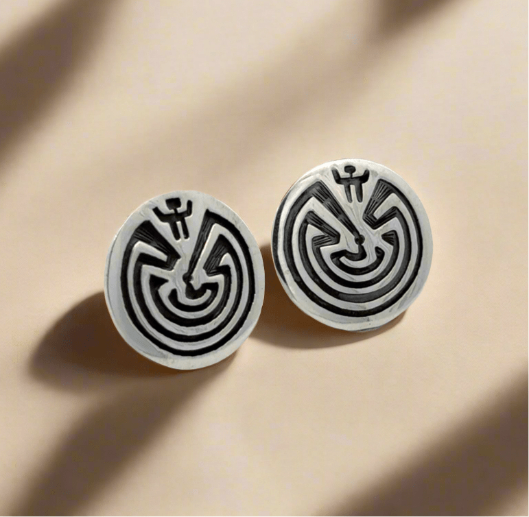 Kalifano Native American Jewelry Man in Maze Hopi USA Native American Made 925 Sterling Silver Earrings with Stud Backing NAE250.011