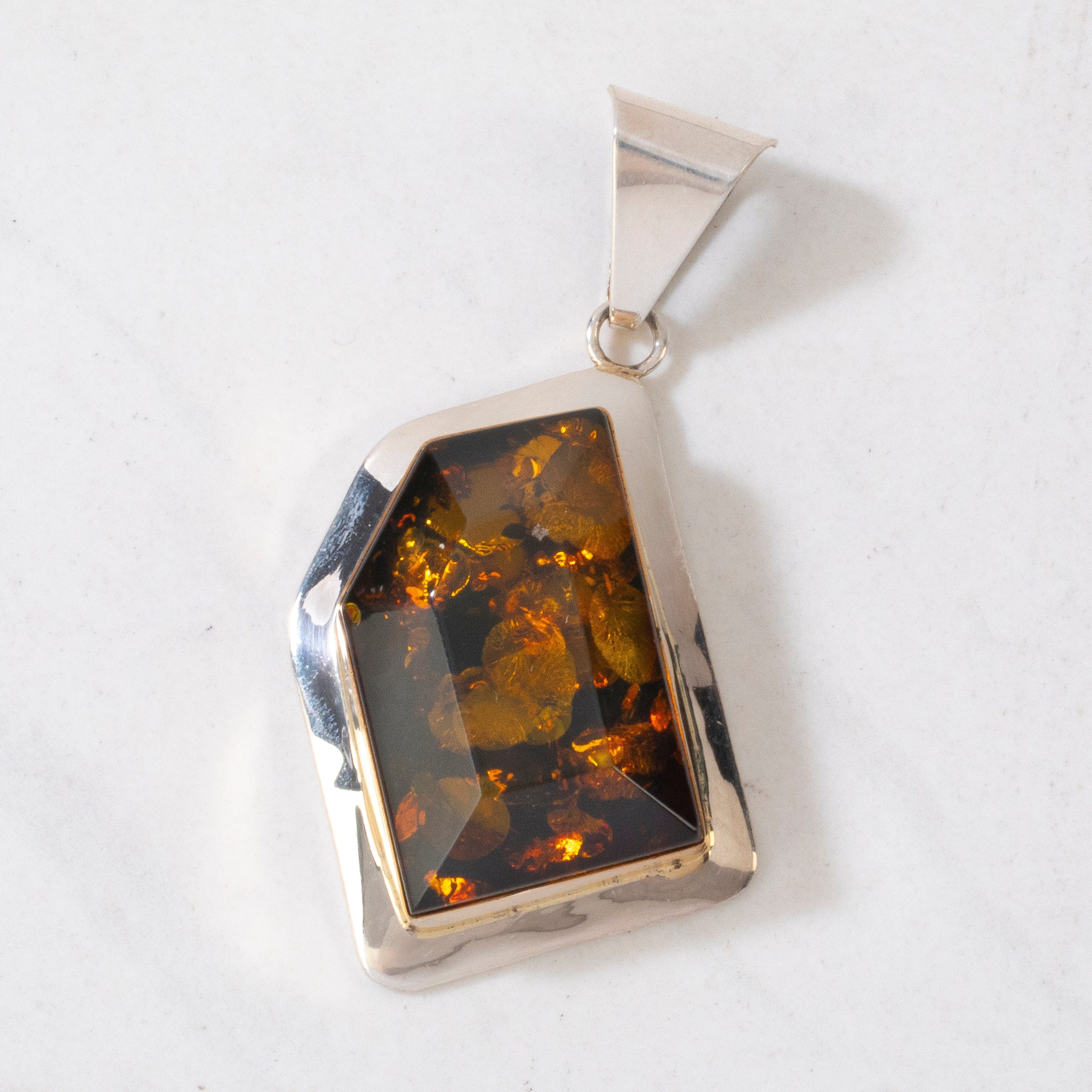 Kalifano Native American Jewelry Paul Livingston Amber Navajo USA Native American Made 925 Sterling Silver & 12K Gold Filled Pendant NAN600.030