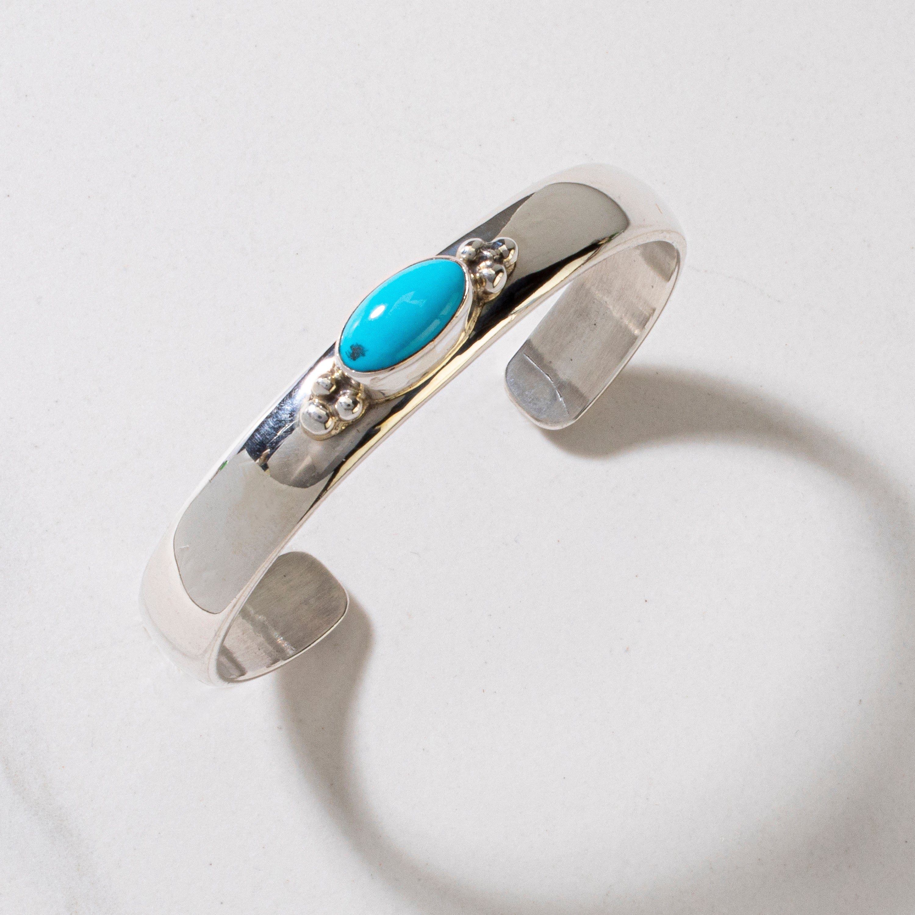 Kalifano Native American Jewelry Richard Long Sr. Navajo Sleeping Beauty Turquoise Cabochon USA Native American Made 925 Sterling Silver Cuff NAB1200.027