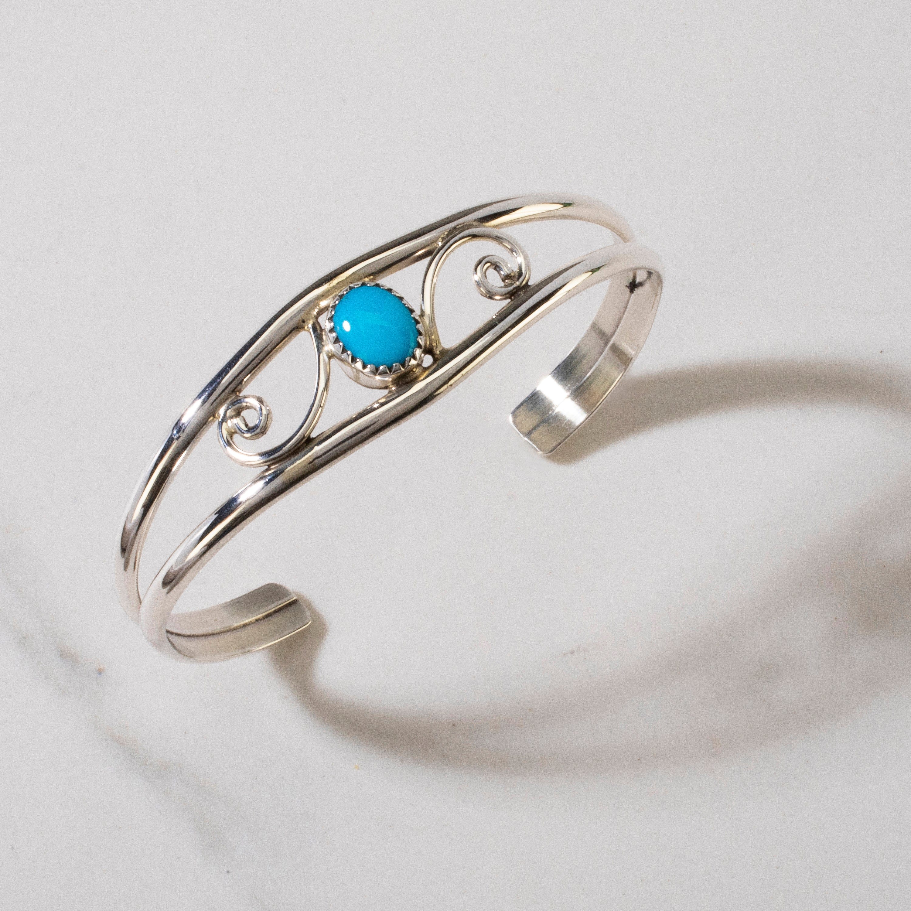 Kalifano Native American Jewelry Sleeping Beauty Turquoise Navajo USA Native American Made 925 Sterling Silver Cuff NAB500.013