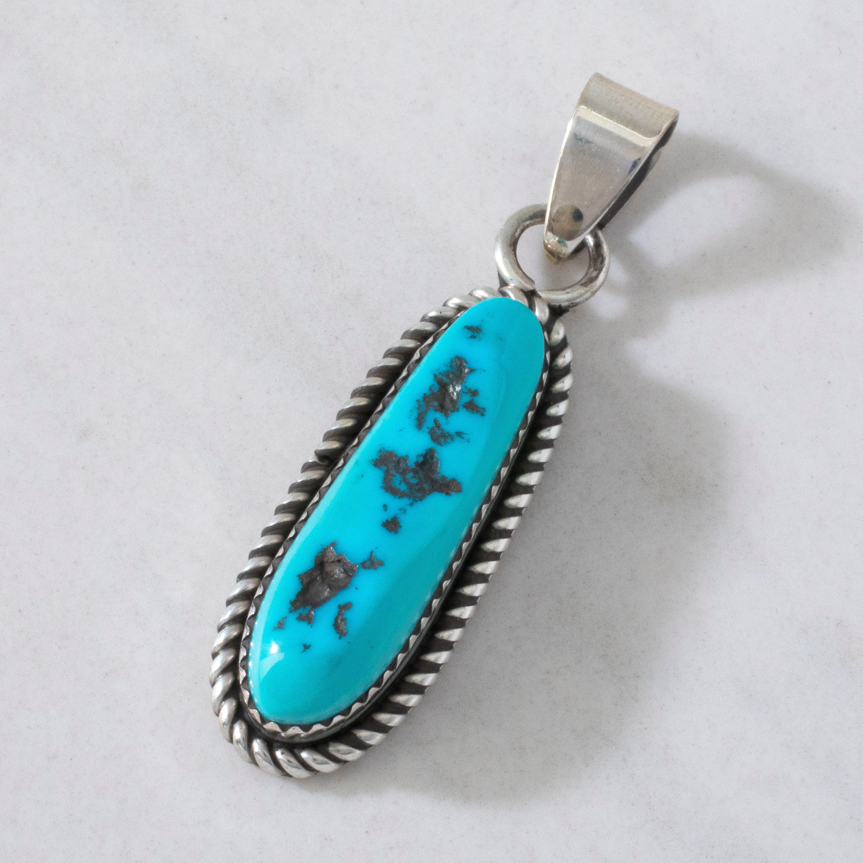 Kalifano Native American Jewelry Sleeping Beauty USA Native American Made 925 Sterling Silver Pendant NAN800.020
