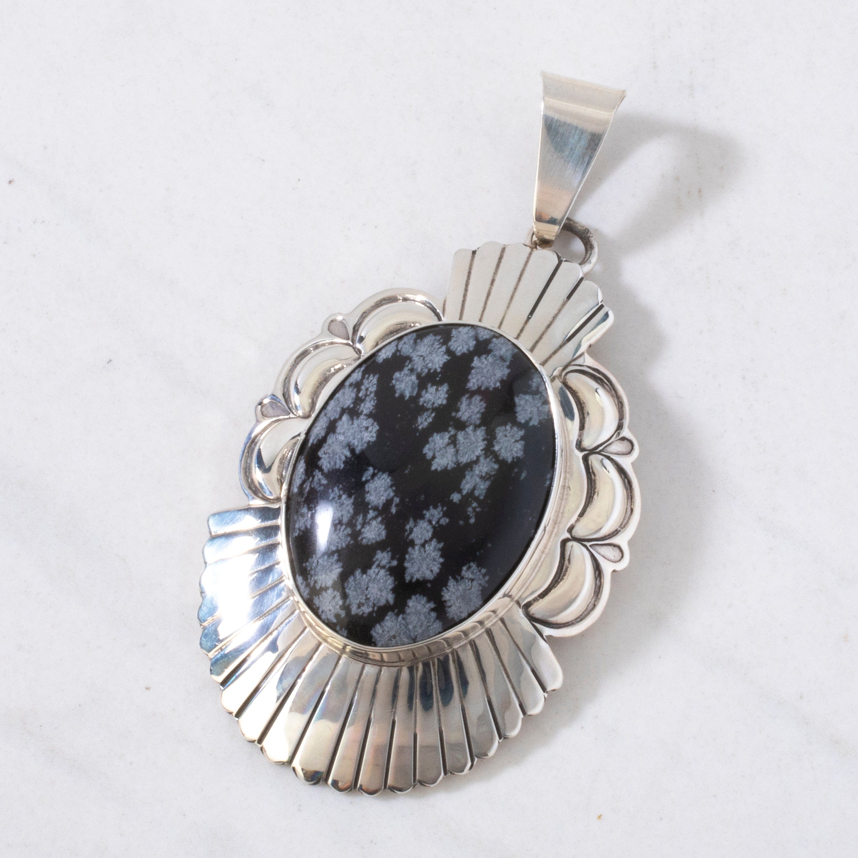 Kalifano Native American Jewelry Snowflake Obsidian Navajo USA Native American Made 925 Sterling Silver Pendant NAN700.017