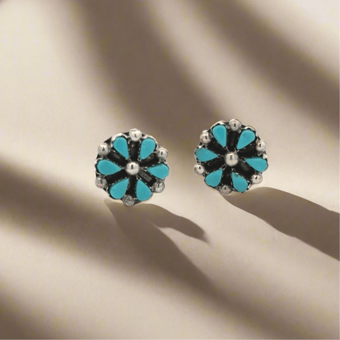 Kalifano Native American Jewelry Tricia Leekity Kingman Turquoise Flower Zuni USA Native American Made 925 Sterling Silver Earrings with Stud Backing NAE200.030