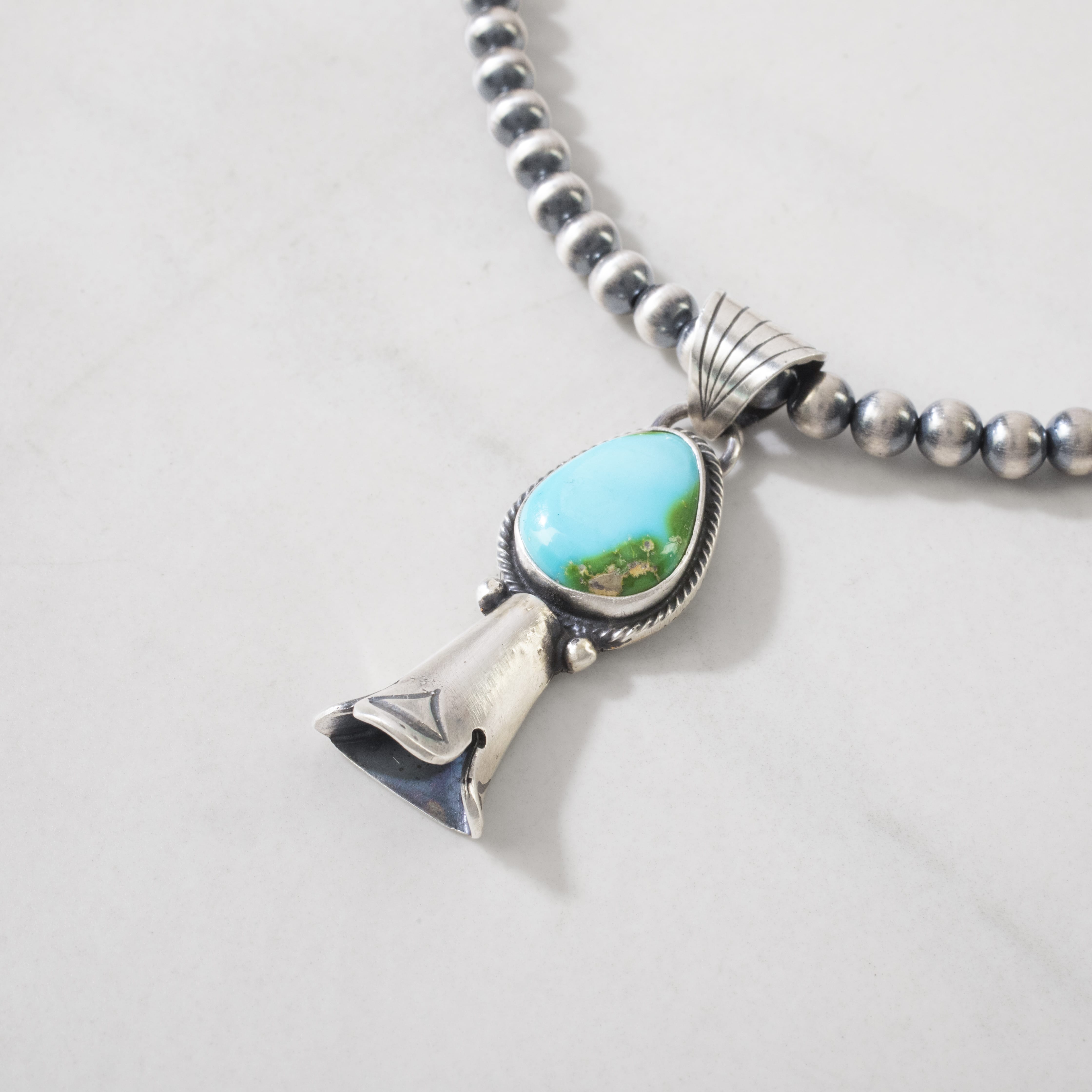 Kalifano Native American Jewelry Verley Betone Kingman Turquoise Navajo Pearl USA Native American Made 925 Sterling Silver Necklace NAN1000.009
